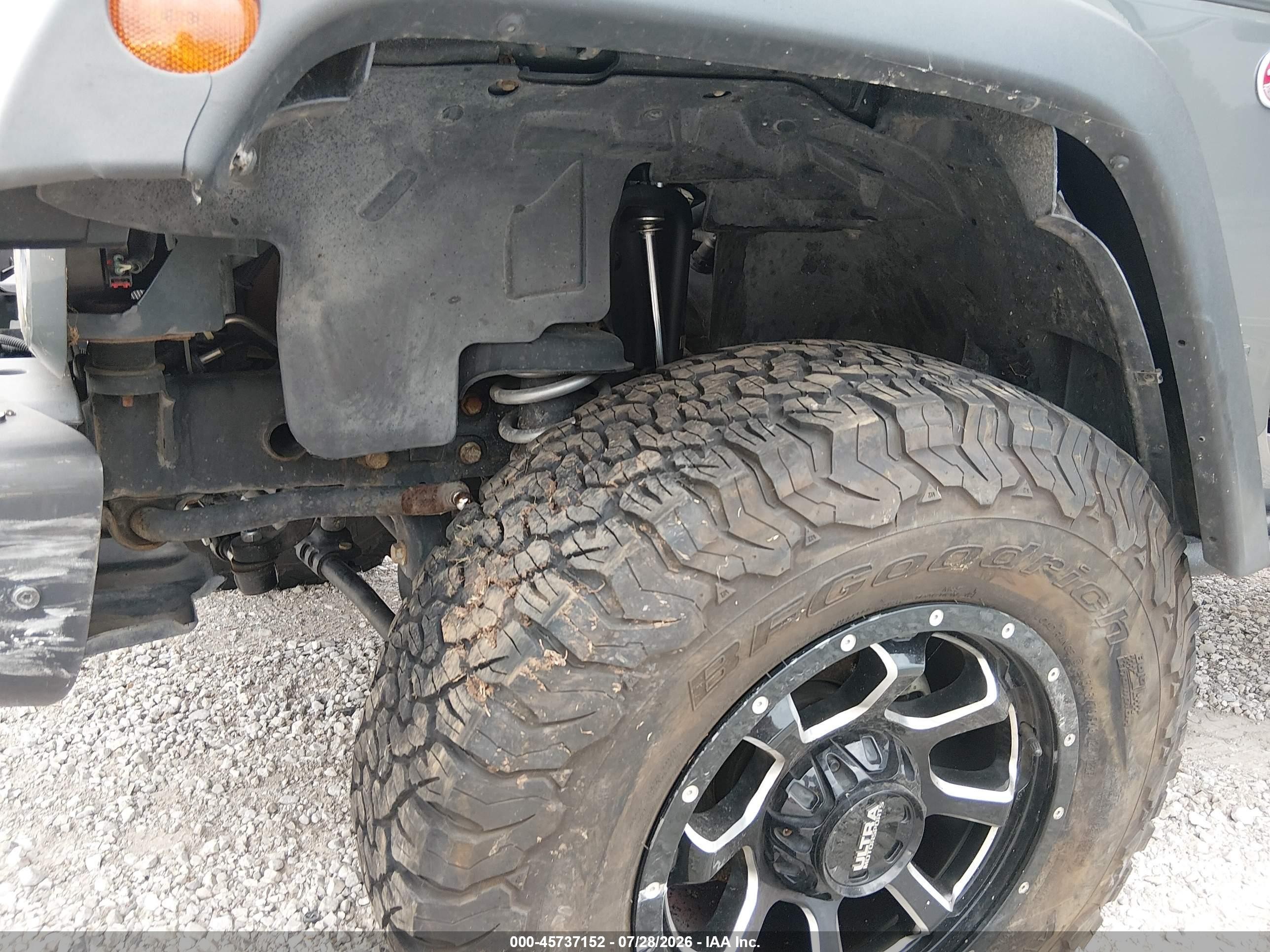 2013 Jeep Wrangler Rubicon 10th Anniversary Gray vin: 1C4HJWCG8DL683792
