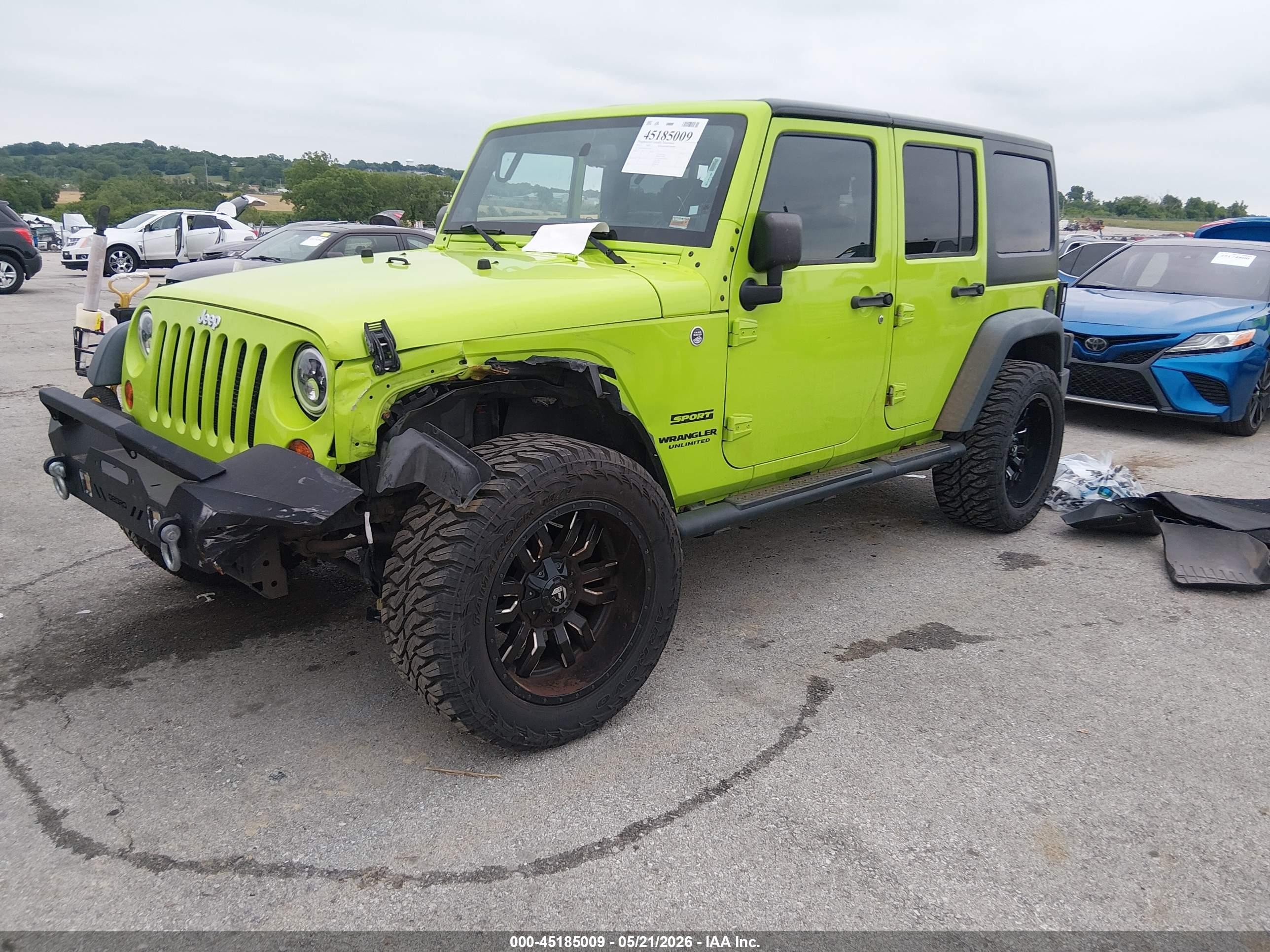 2013 Jeep Wrangler Unlimited Sport Green vin: 1C4HJWDG0DL507270