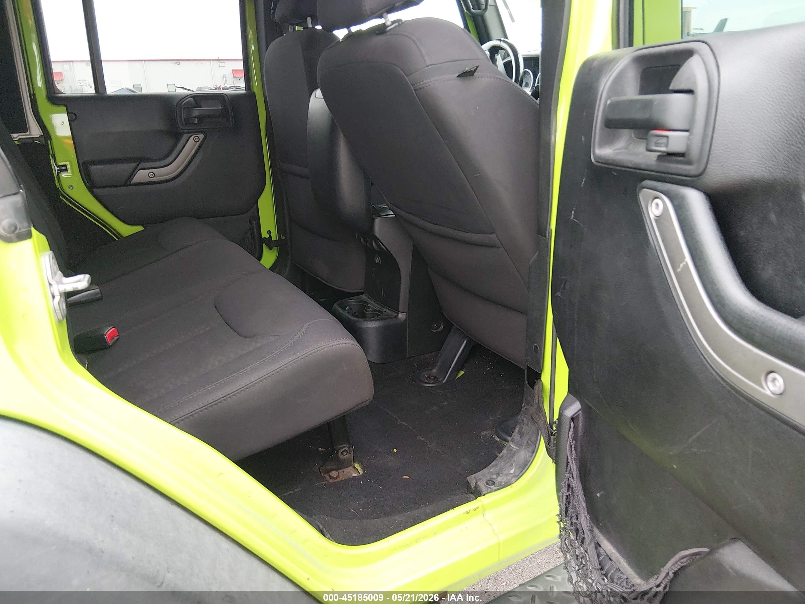 2013 Jeep Wrangler Unlimited Sport Green vin: 1C4HJWDG0DL507270