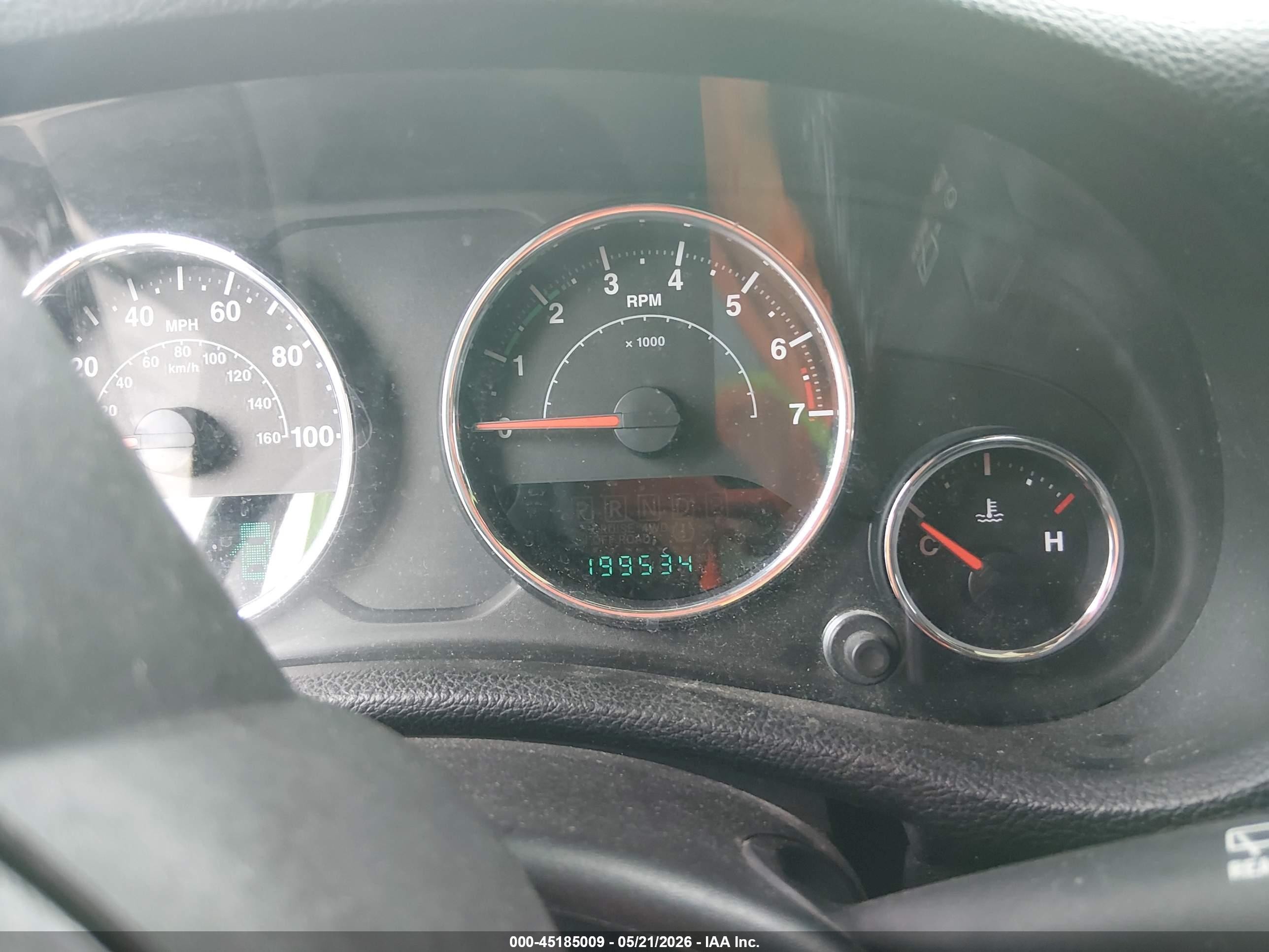 2013 Jeep Wrangler Unlimited Sport Green vin: 1C4HJWDG0DL507270