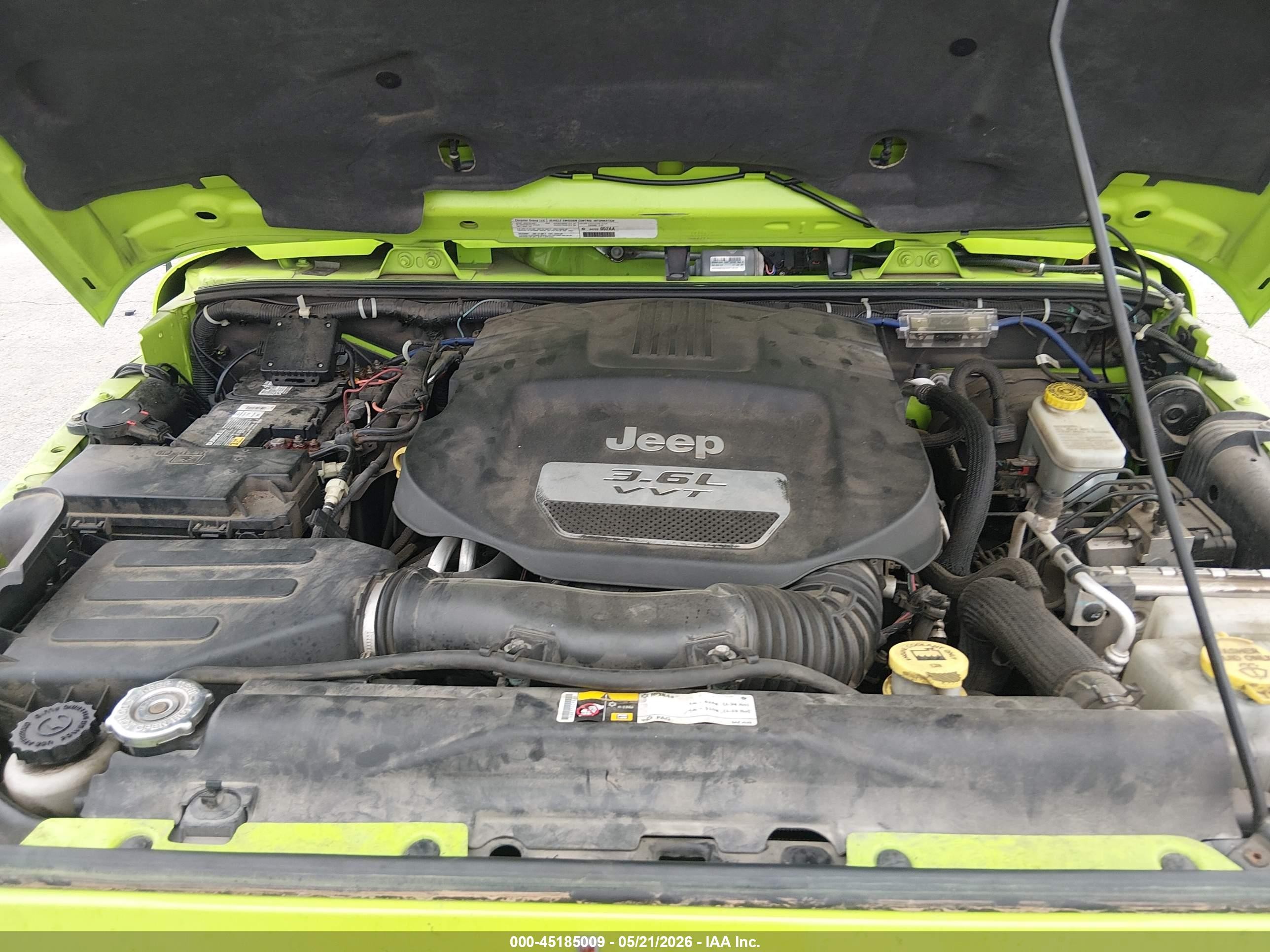 2013 Jeep Wrangler Unlimited Sport Green vin: 1C4HJWDG0DL507270