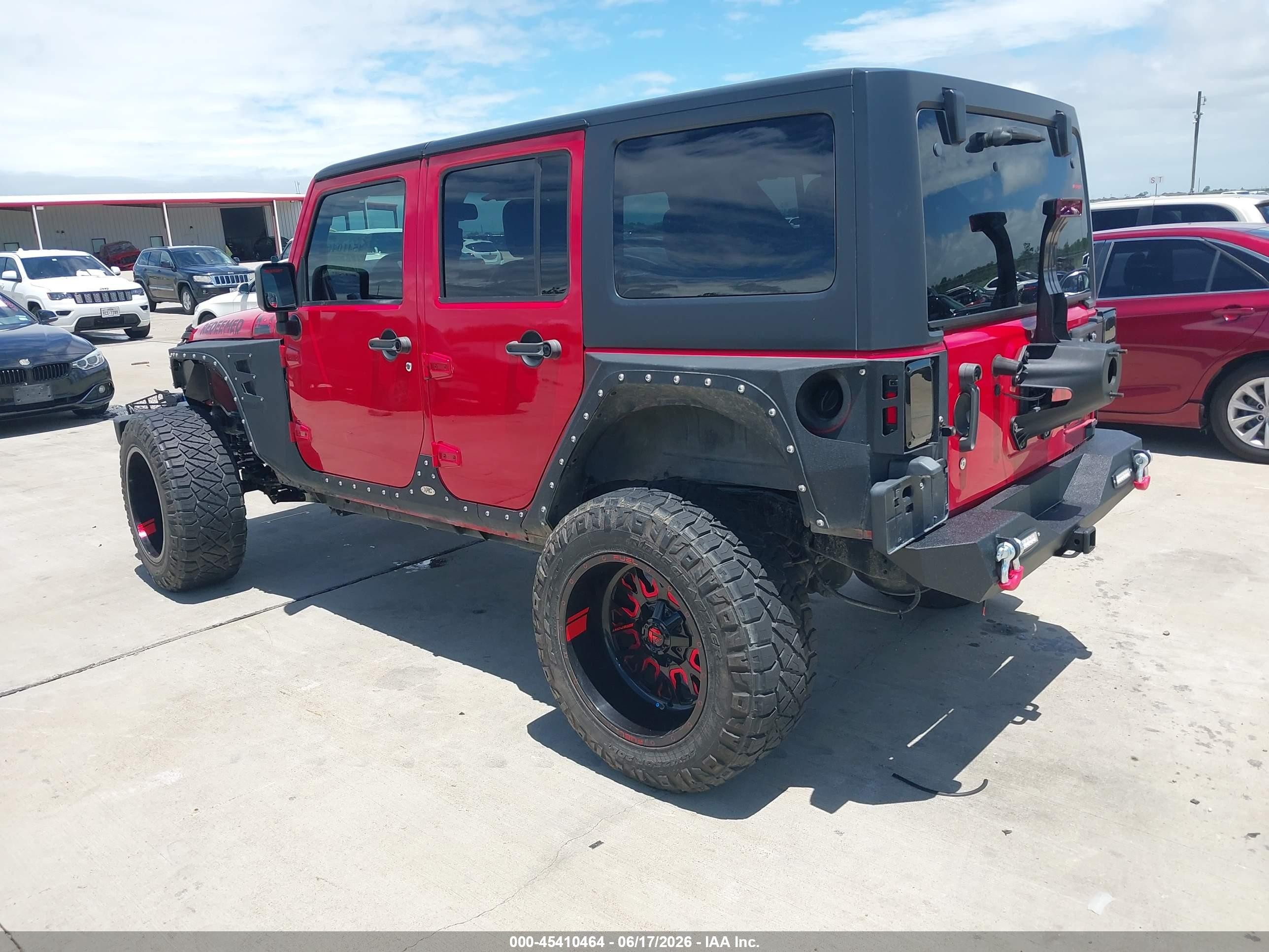 2014 Jeep Wrangler Unlimited Sport Red vin: 1C4HJWDG0EL295245