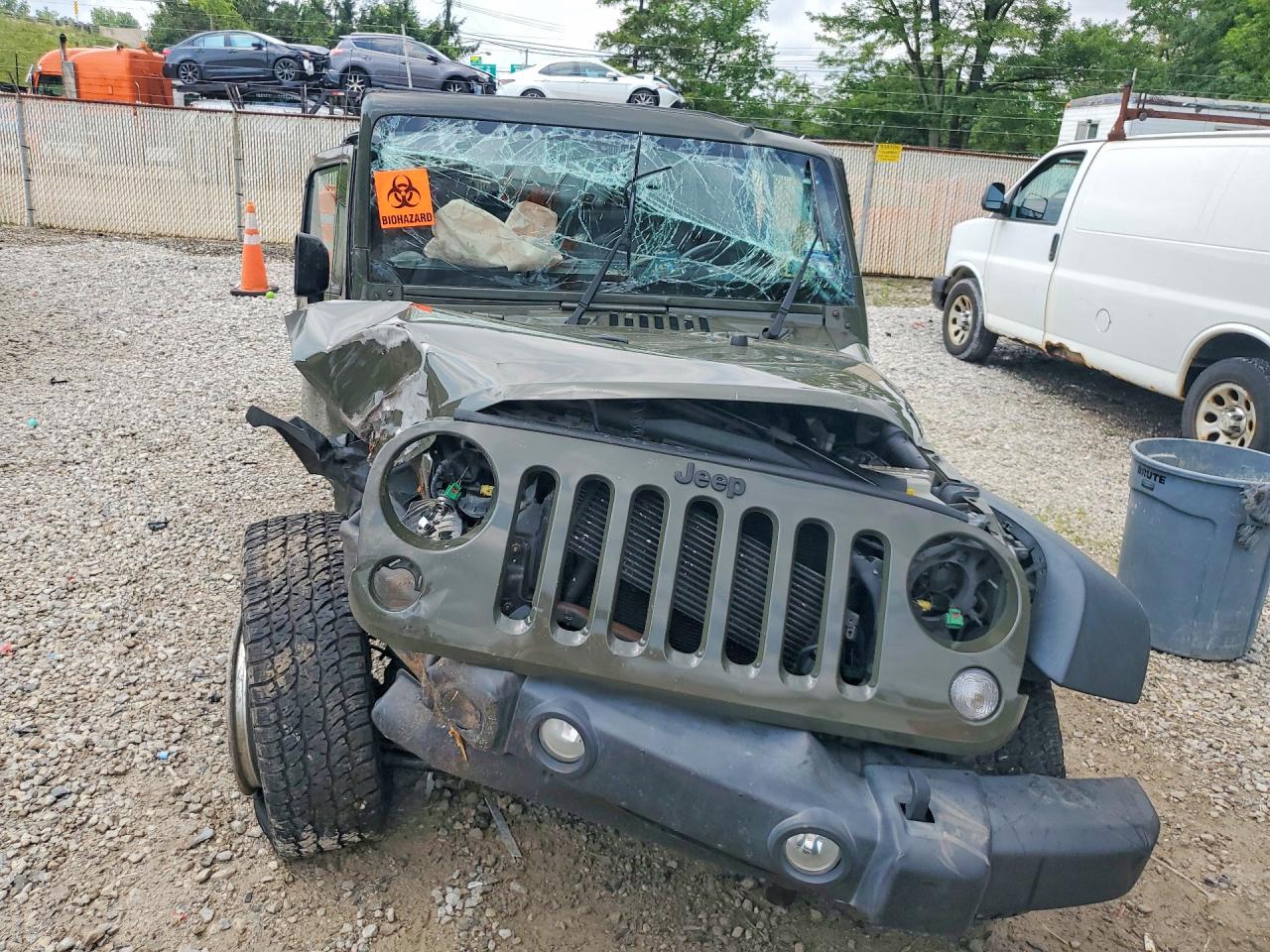 2015 Jeep Wrangler Unlimited Sport Green vin: 1C4HJWDG0FL603242