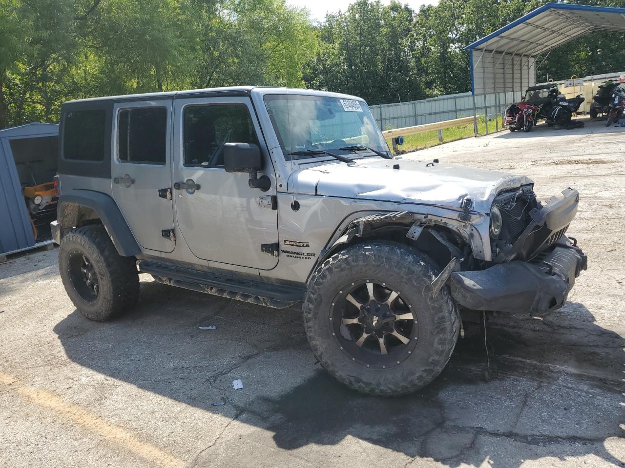 2016 Jeep Wrangler Unlimited Sport Silver vin: 1C4HJWDG0GL135725