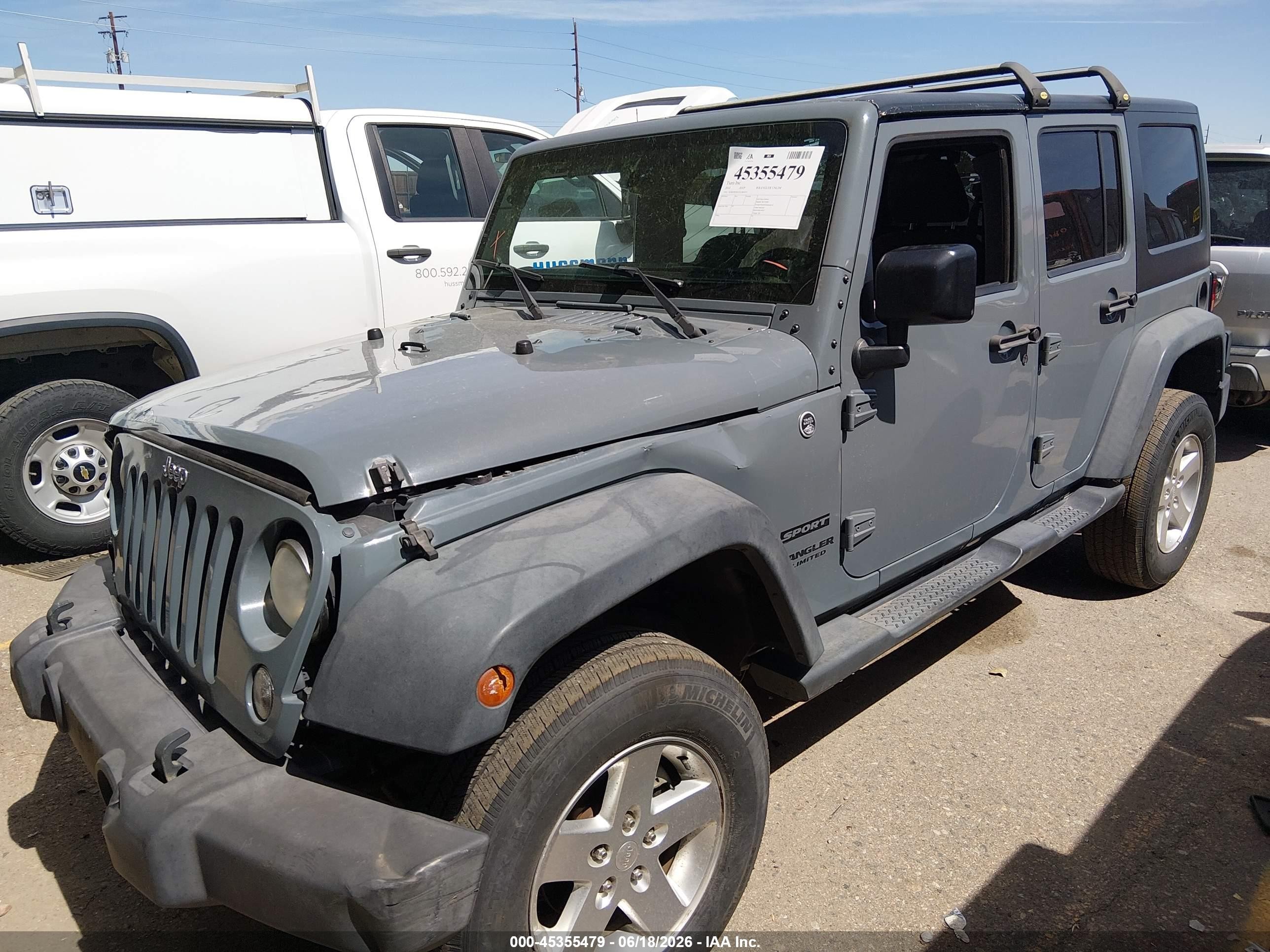 2014 Jeep Wrangler Unlimited Sport Turquoise vin: 1C4HJWDG1EL284335