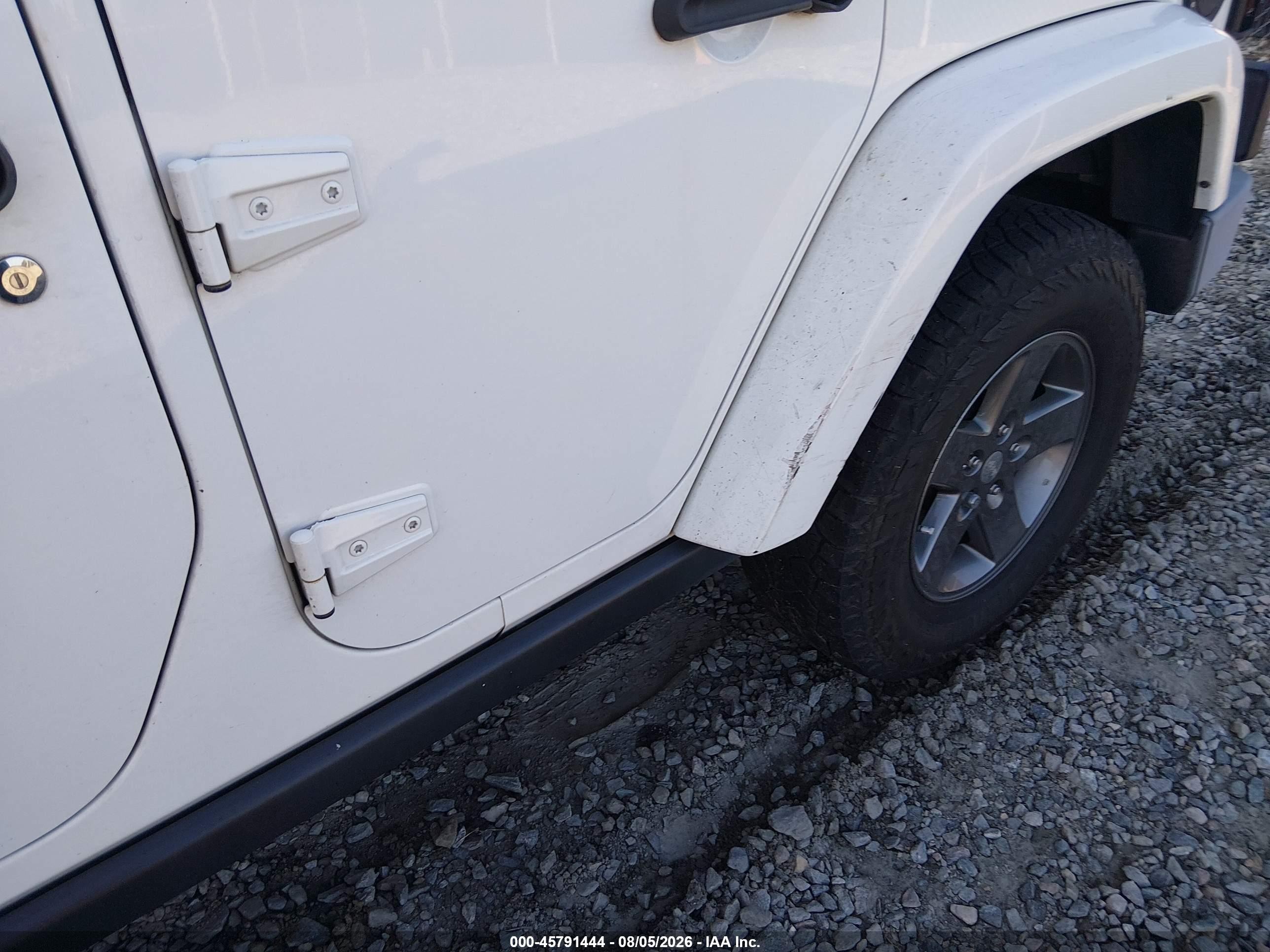 2015 Jeep Wrangler Unlimited Freedom Edition White vin: 1C4HJWDG1FL560935