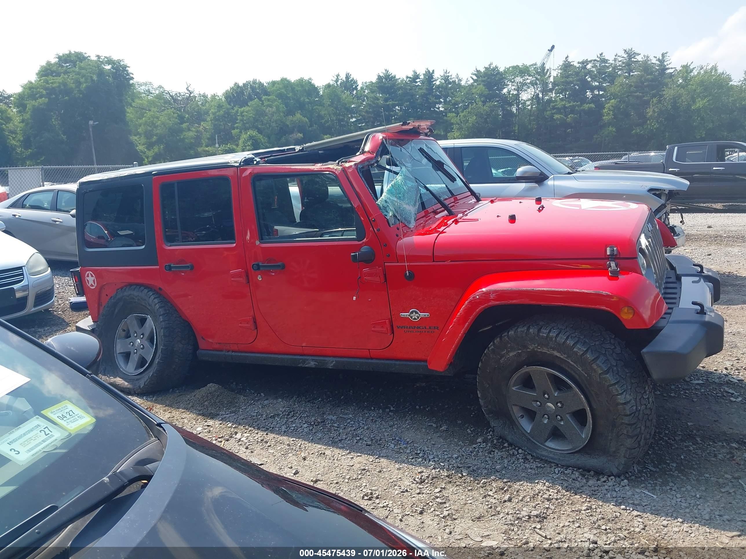 2015 Jeep Wrangler Unlimited Freedom Edition Red vin: 1C4HJWDG1FL593952