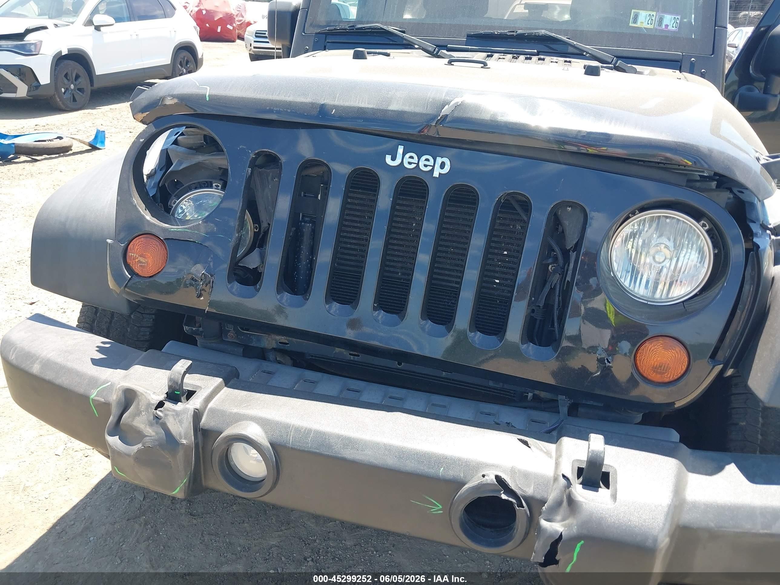 2013 Jeep Wrangler Unlimited Sport Black vin: 1C4HJWDG2DL514138