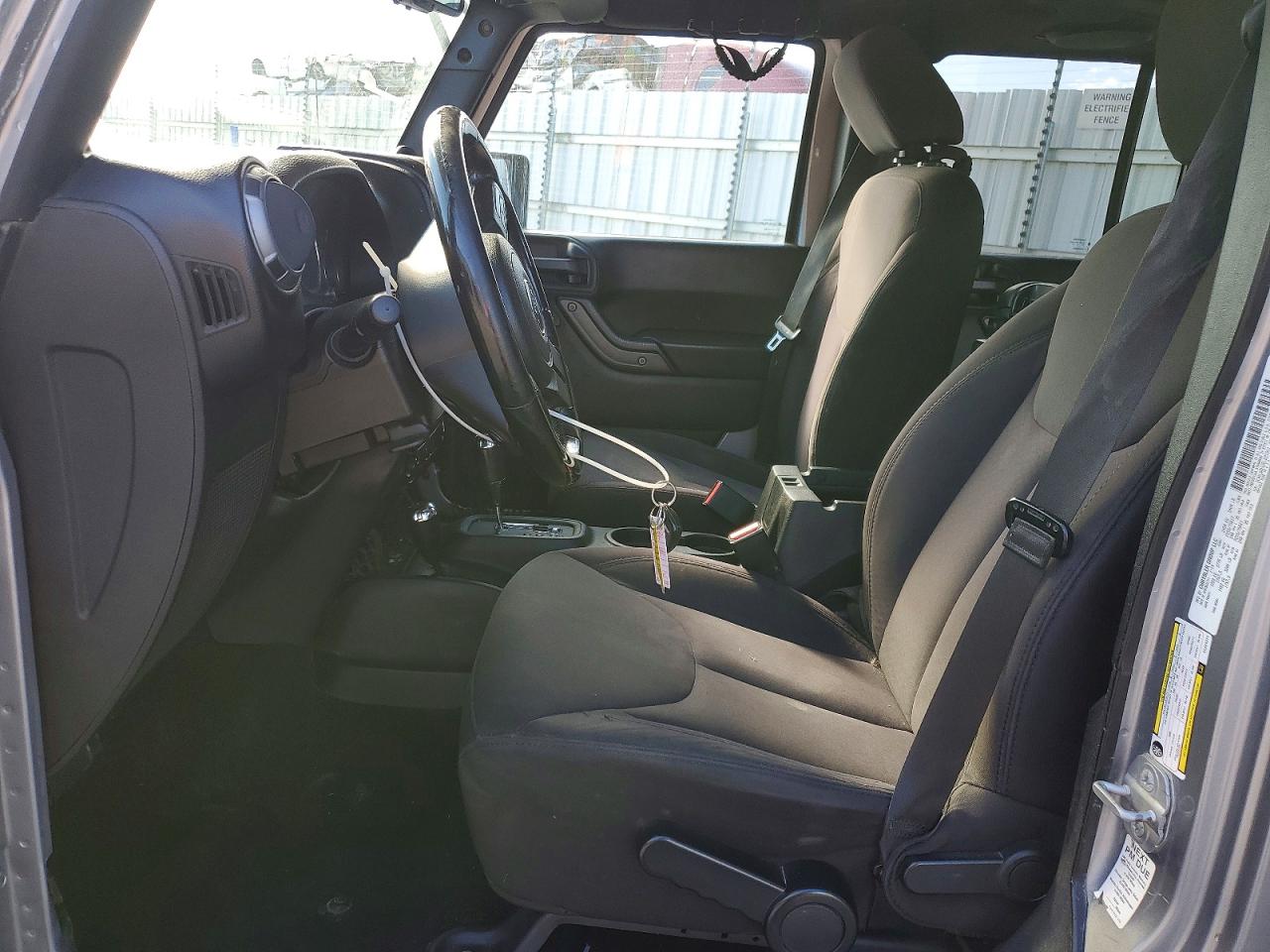 2014 Jeep Wrangler Unlimited Sport Gray vin: 1C4HJWDG2EL221311