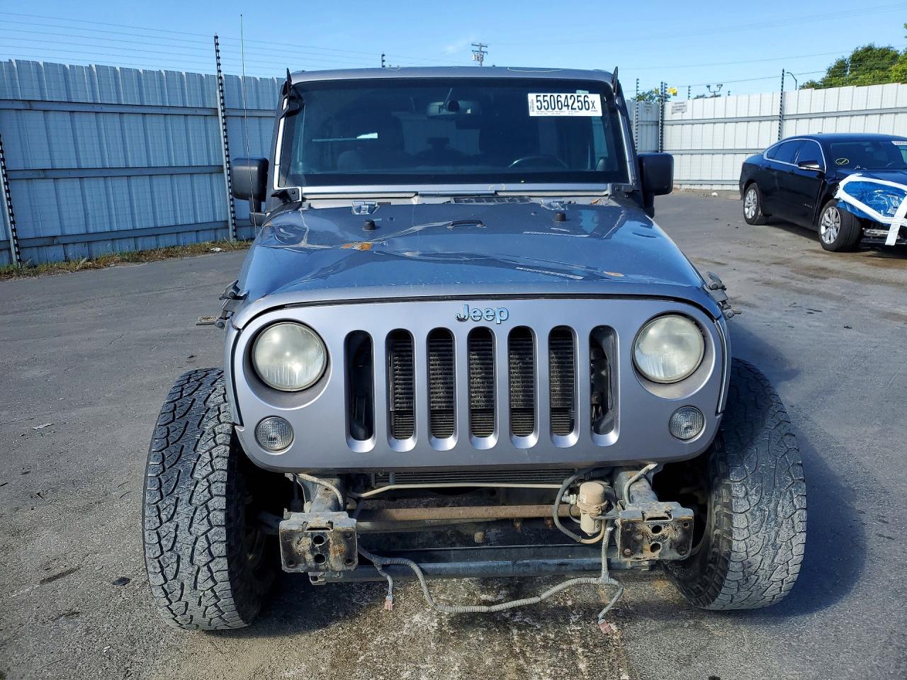 2014 Jeep Wrangler Unlimited Sport Gray vin: 1C4HJWDG2EL221311