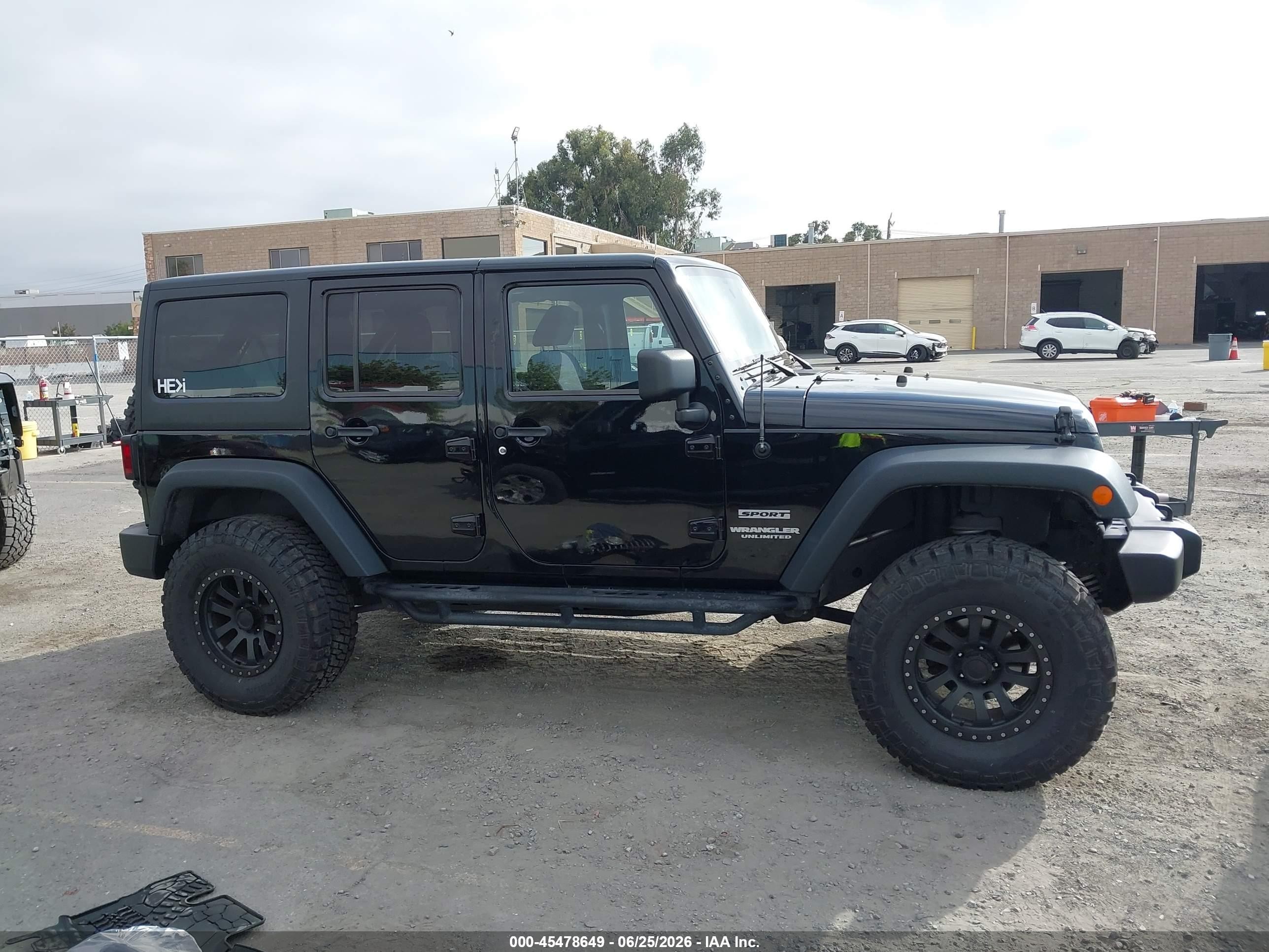 2013 Jeep Wrangler Unlimited Sport Black vin: 1C4HJWDG3DL519753