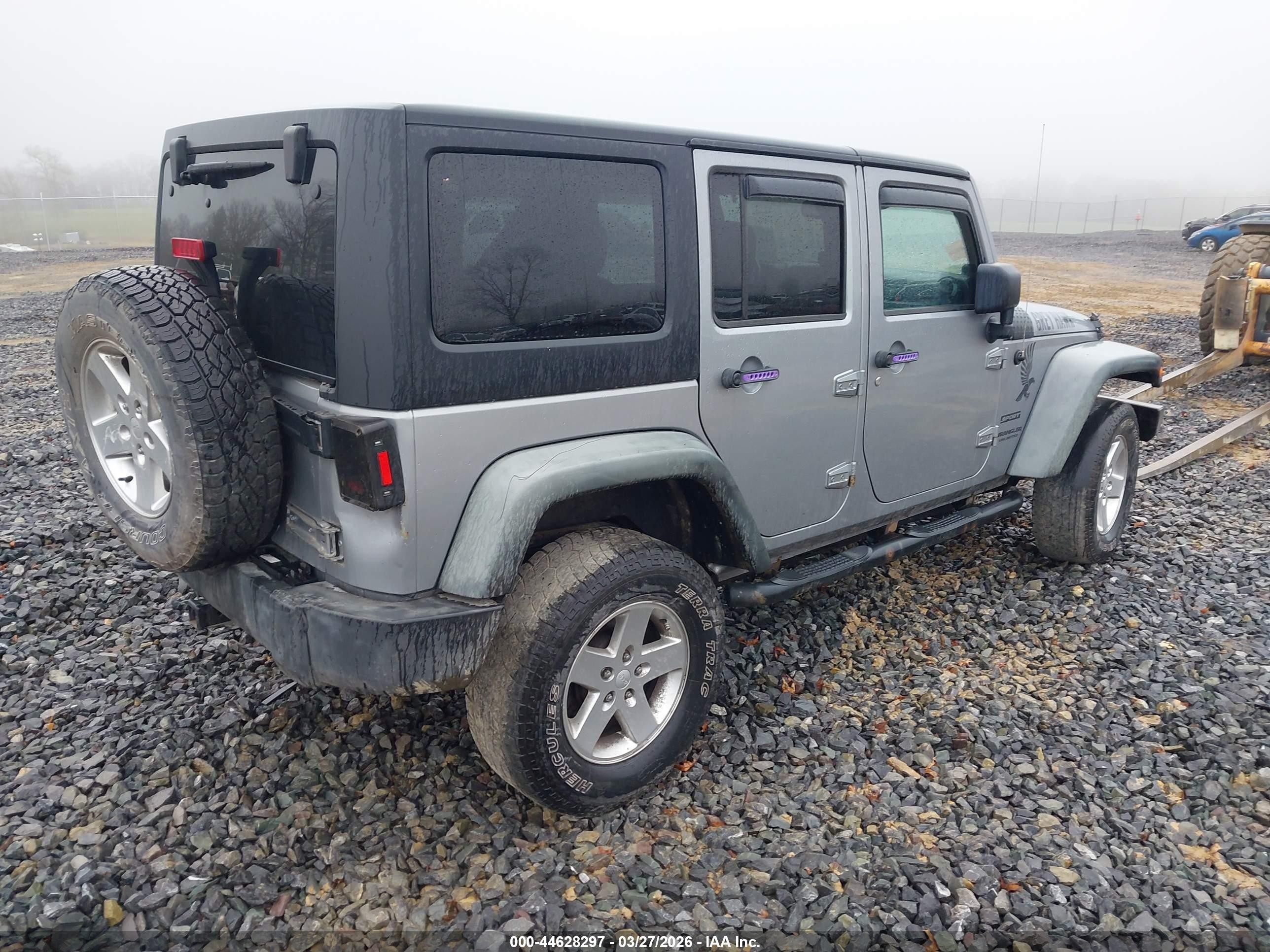 2014 Jeep Wrangler Unlimited Sport Gray vin: 1C4HJWDG3EL126823
