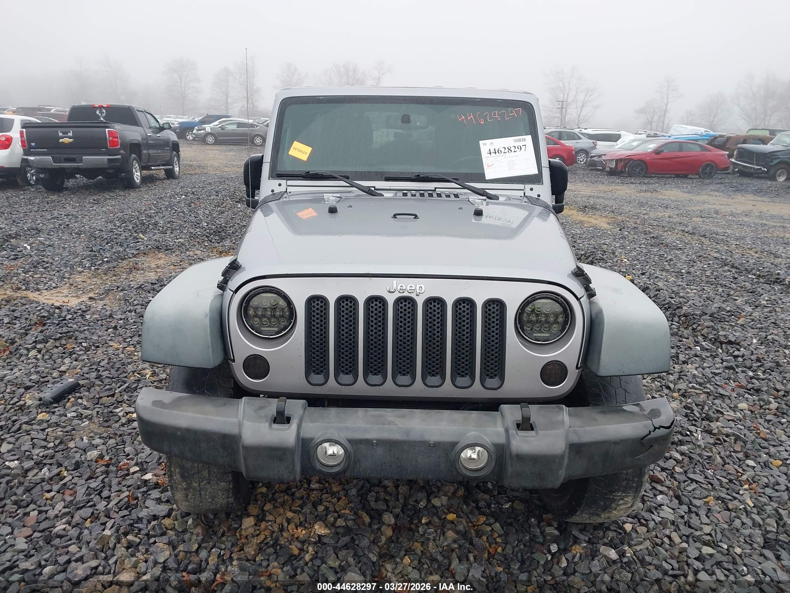 2014 Jeep Wrangler Unlimited Sport Gray vin: 1C4HJWDG3EL126823