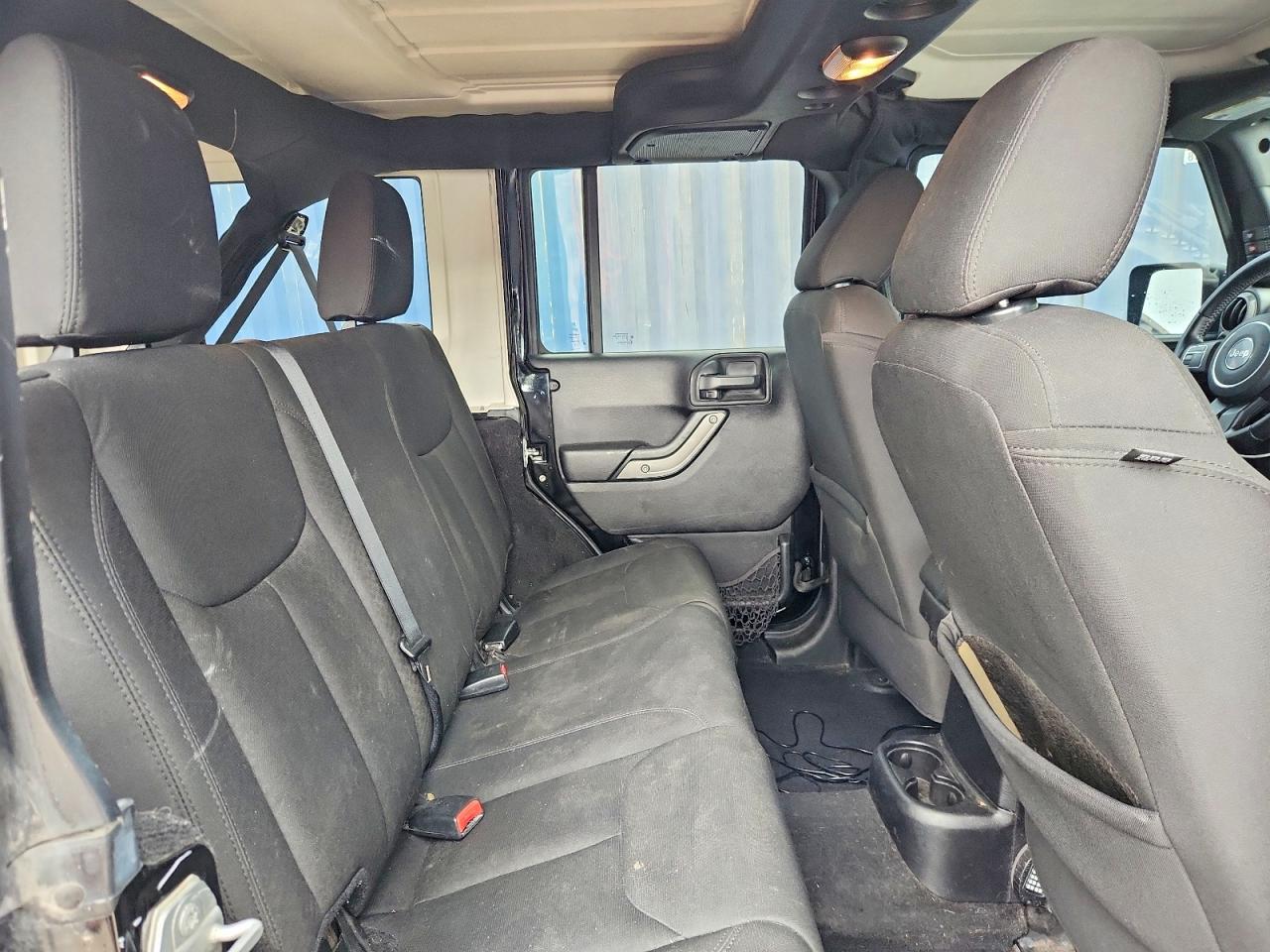 2015 Jeep Wrangler Unlimited Sport Black vin: 1C4HJWDG3FL774910
