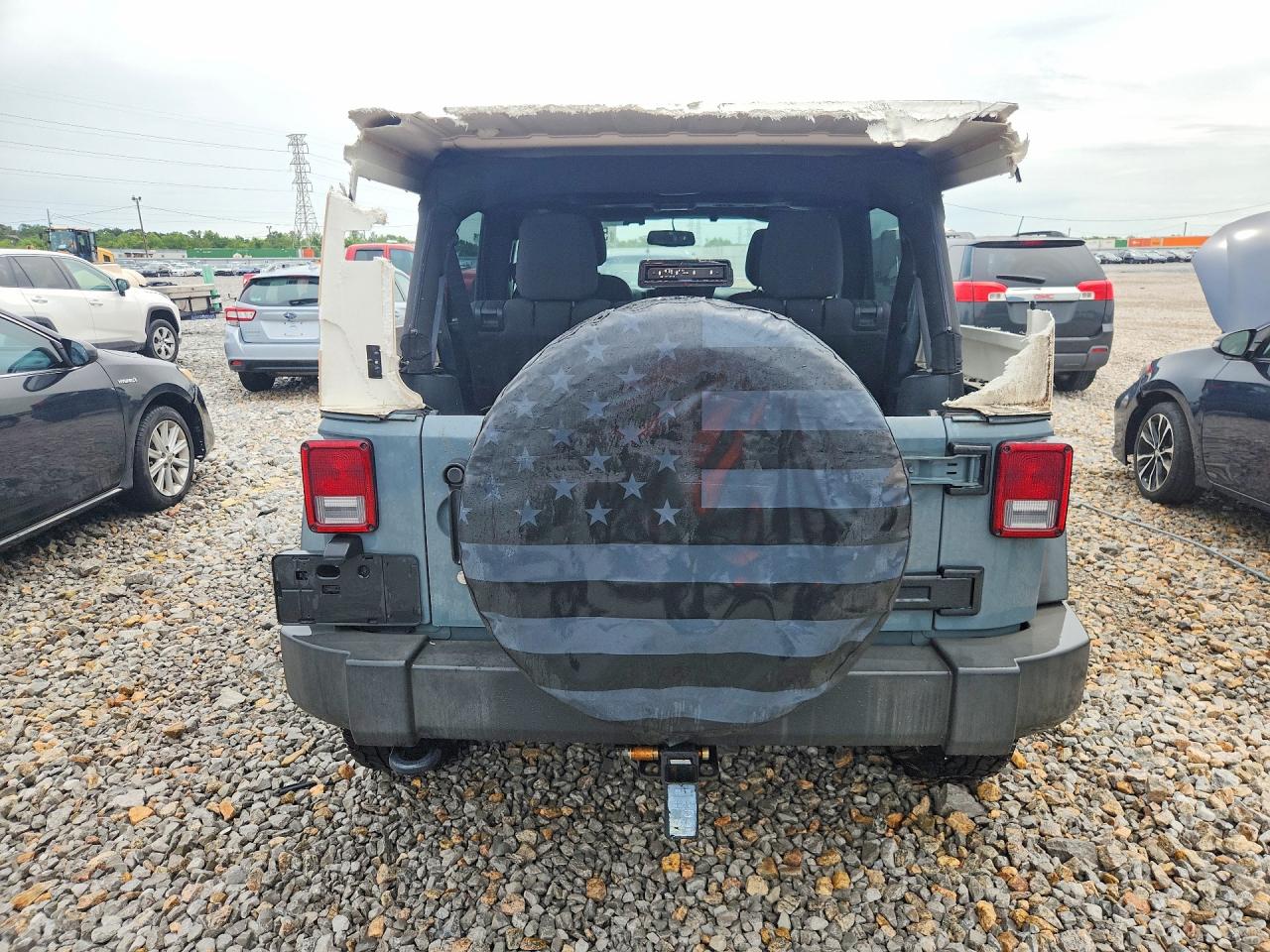 2014 Jeep Wrangler Unlimited Sport Gray vin: 1C4HJWDG4EL104409