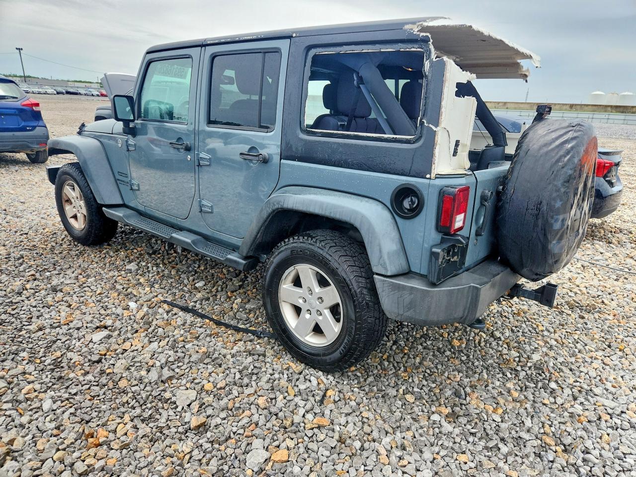 2014 Jeep Wrangler Unlimited Sport Gray vin: 1C4HJWDG4EL104409