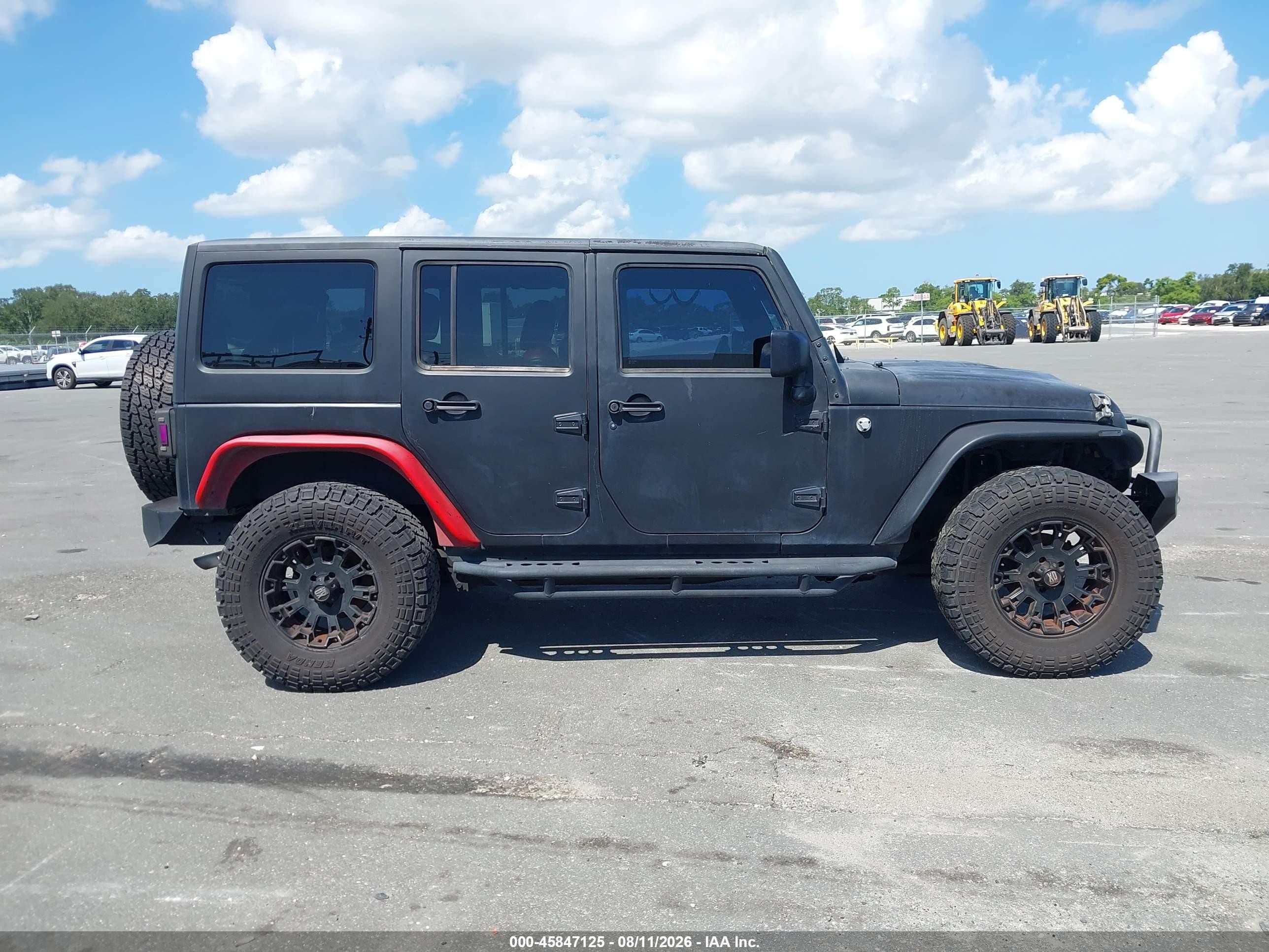 2014 Jeep Wrangler Unlimited Sport Black vin: 1C4HJWDG4EL113613