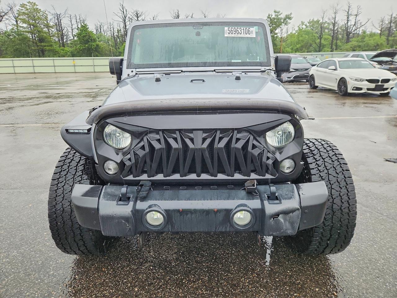2015 Jeep Wrangler Unlimited Sport Silver vin: 1C4HJWDG4FL551064
