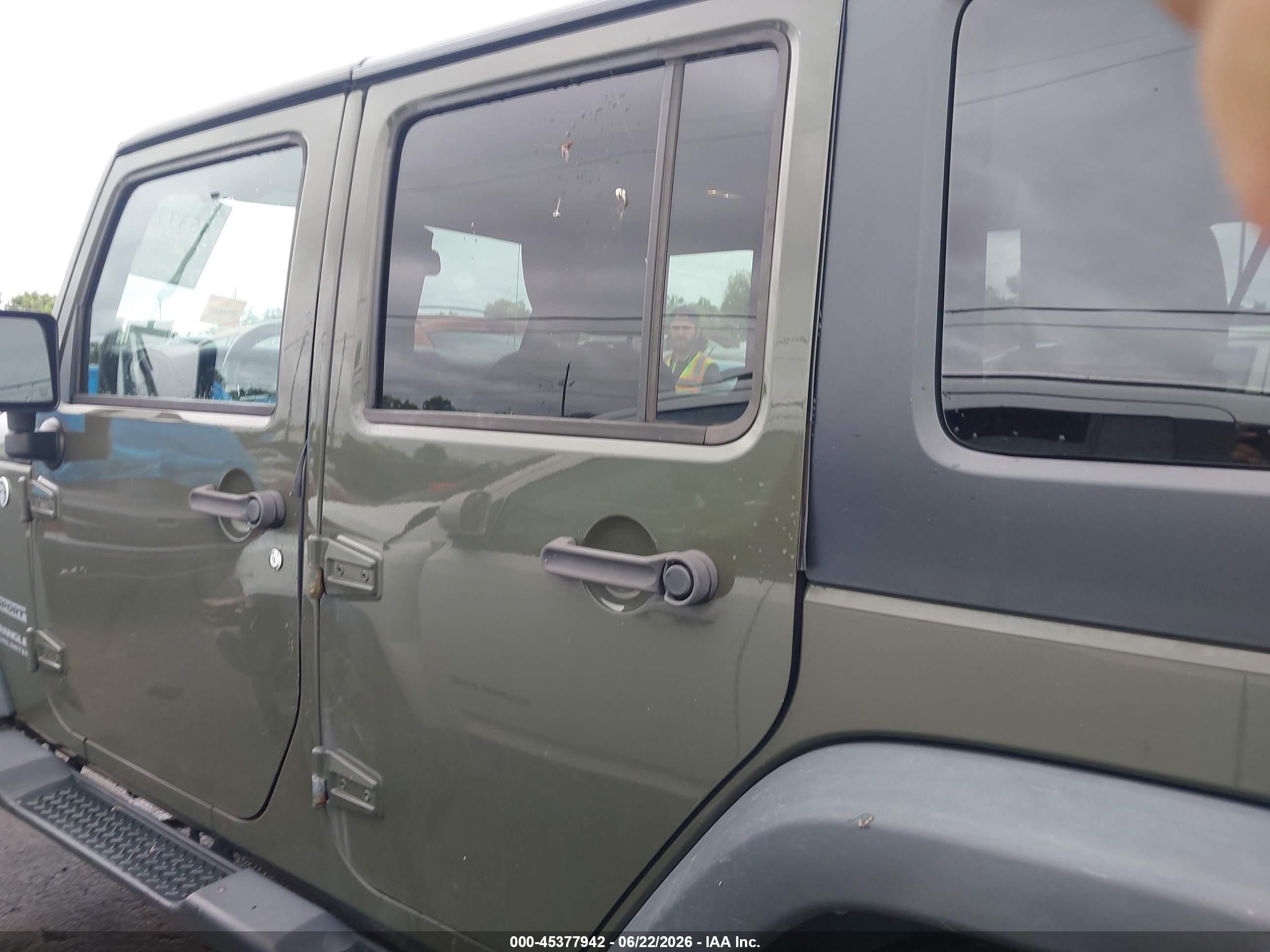 2015 Jeep Wrangler Unlimited Sport Green vin: 1C4HJWDG4FL671236