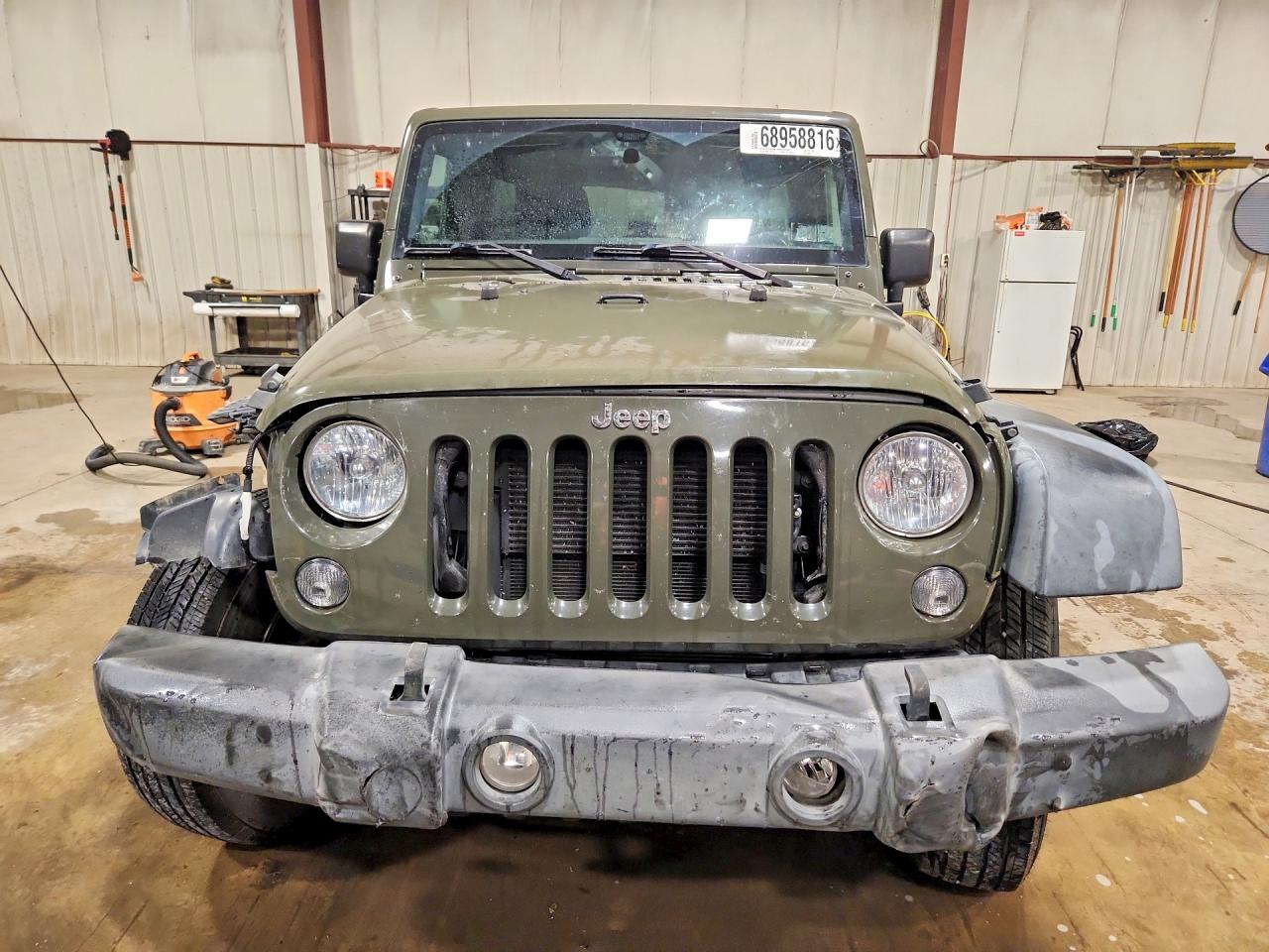2015 Jeep Wrangler Unlimited Sport Green vin: 1C4HJWDG4FL766542