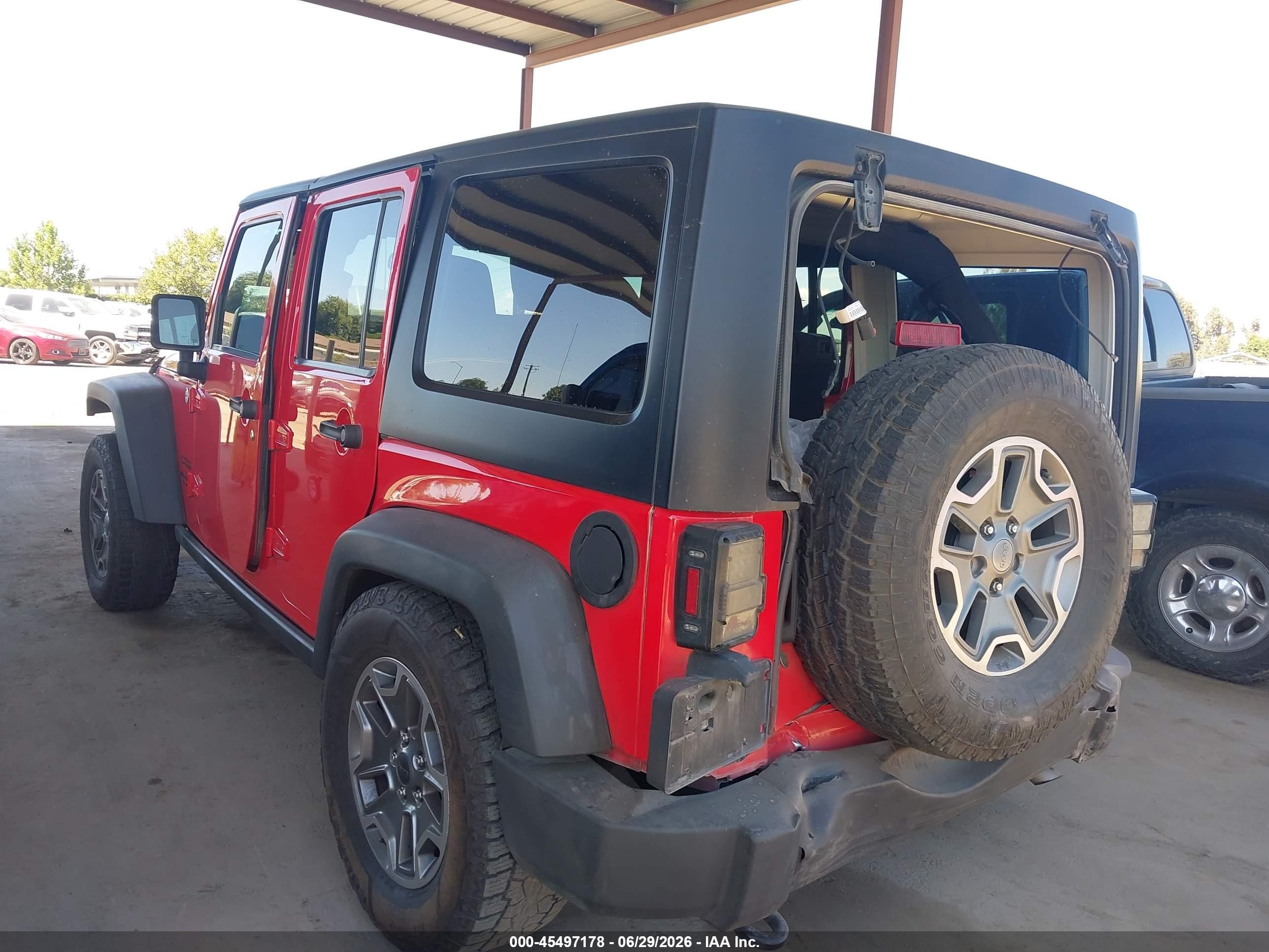 2015 Jeep Wrangler Unlimited Sport Red vin: 1C4HJWDG5FL533060