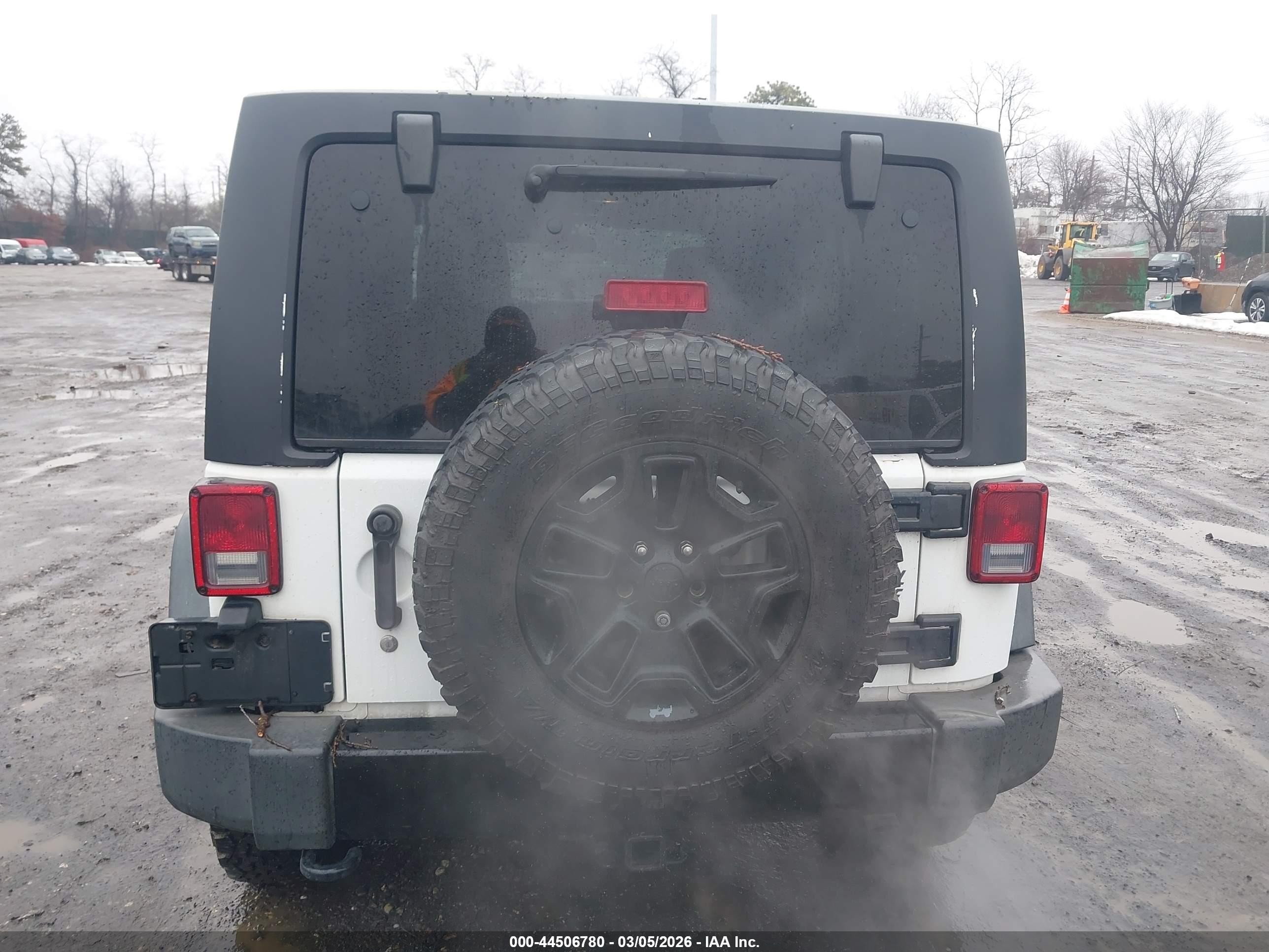2016 Jeep Wrangler Unlimited Willys Wheeler White vin: 1C4HJWDG5GL169823