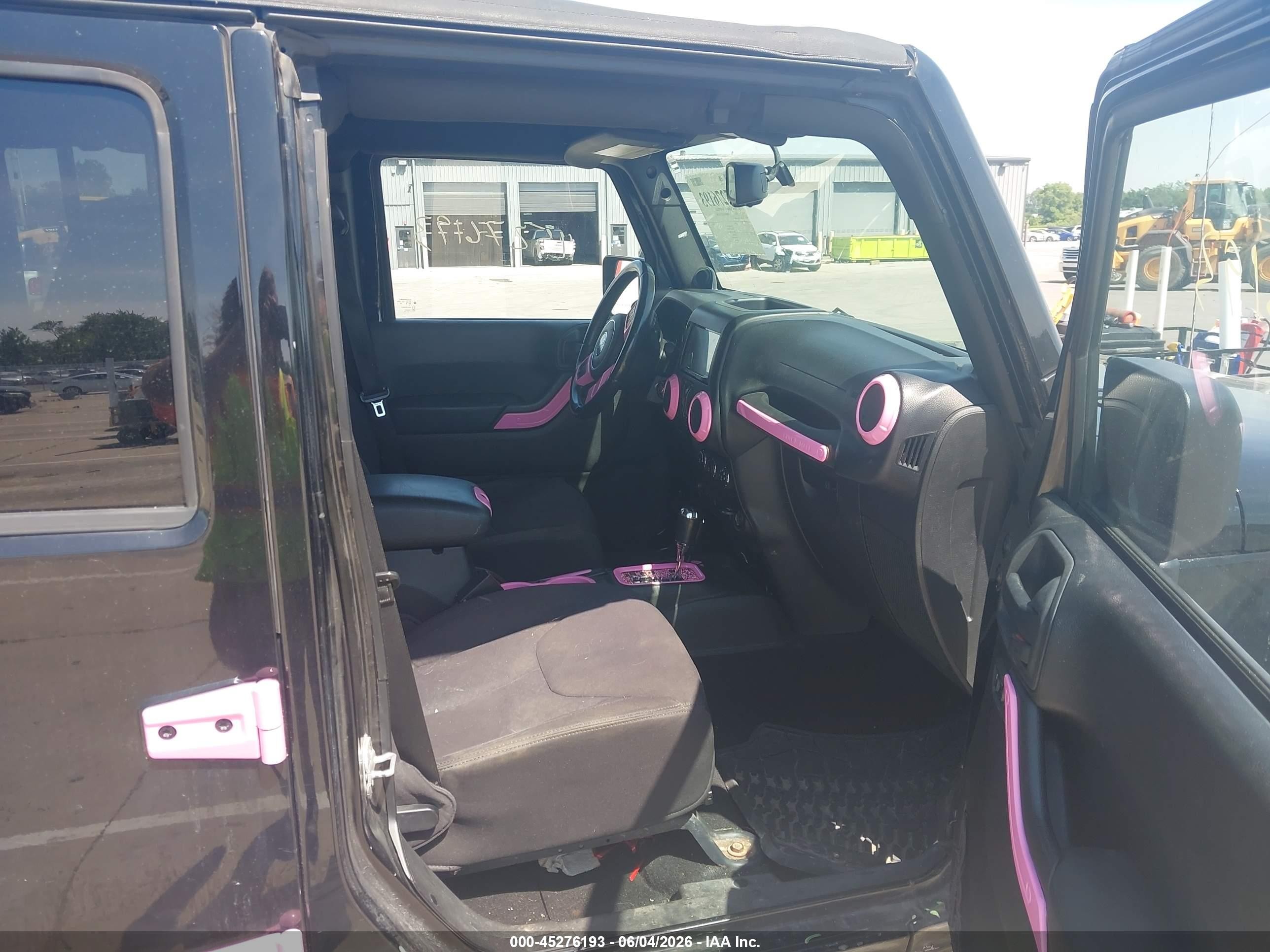 2013 Jeep Wrangler Unlimited Sport Black vin: 1C4HJWDG6DL509301