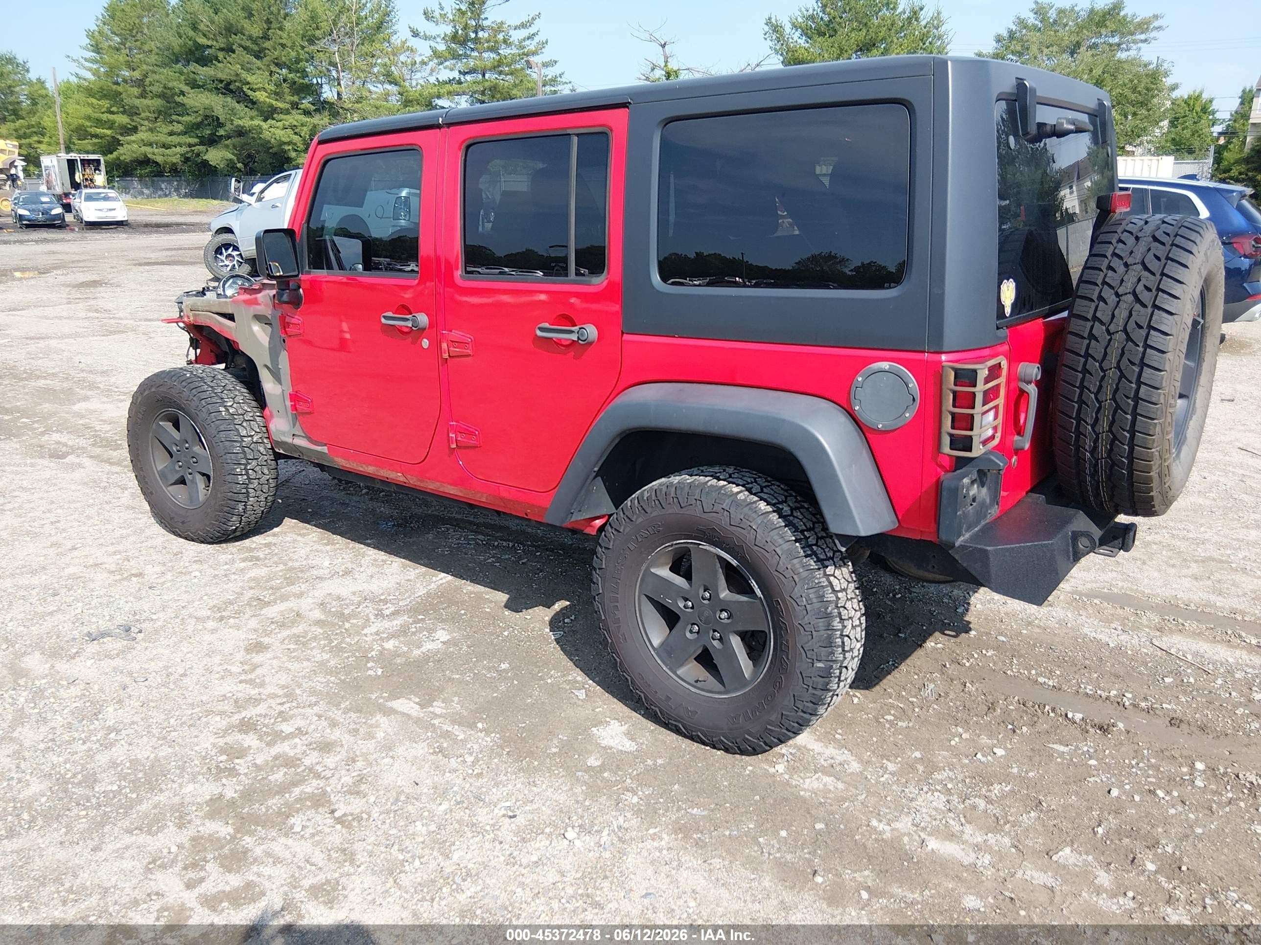2015 Jeep Wrangler Unlimited Sport Red vin: 1C4HJWDG6FL701367