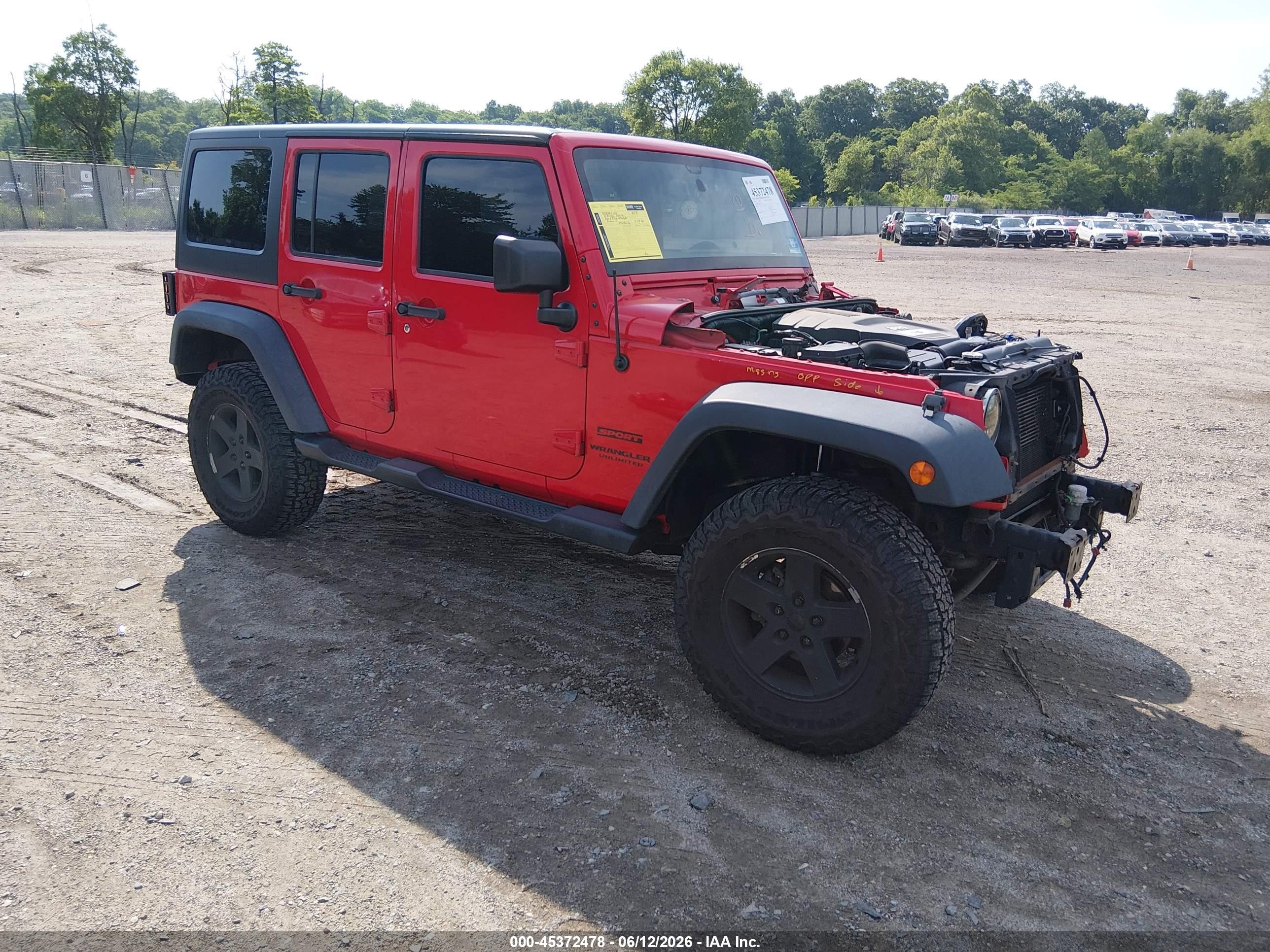 2015 Jeep Wrangler Unlimited Sport Red vin: 1C4HJWDG6FL701367