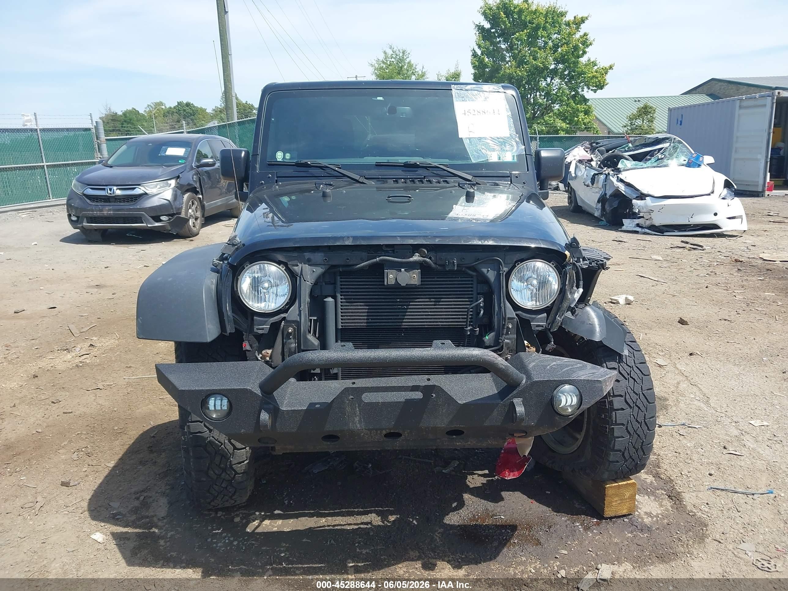 2016 Jeep Wrangler Unlimited Sport Black vin: 1C4HJWDG6GL105841