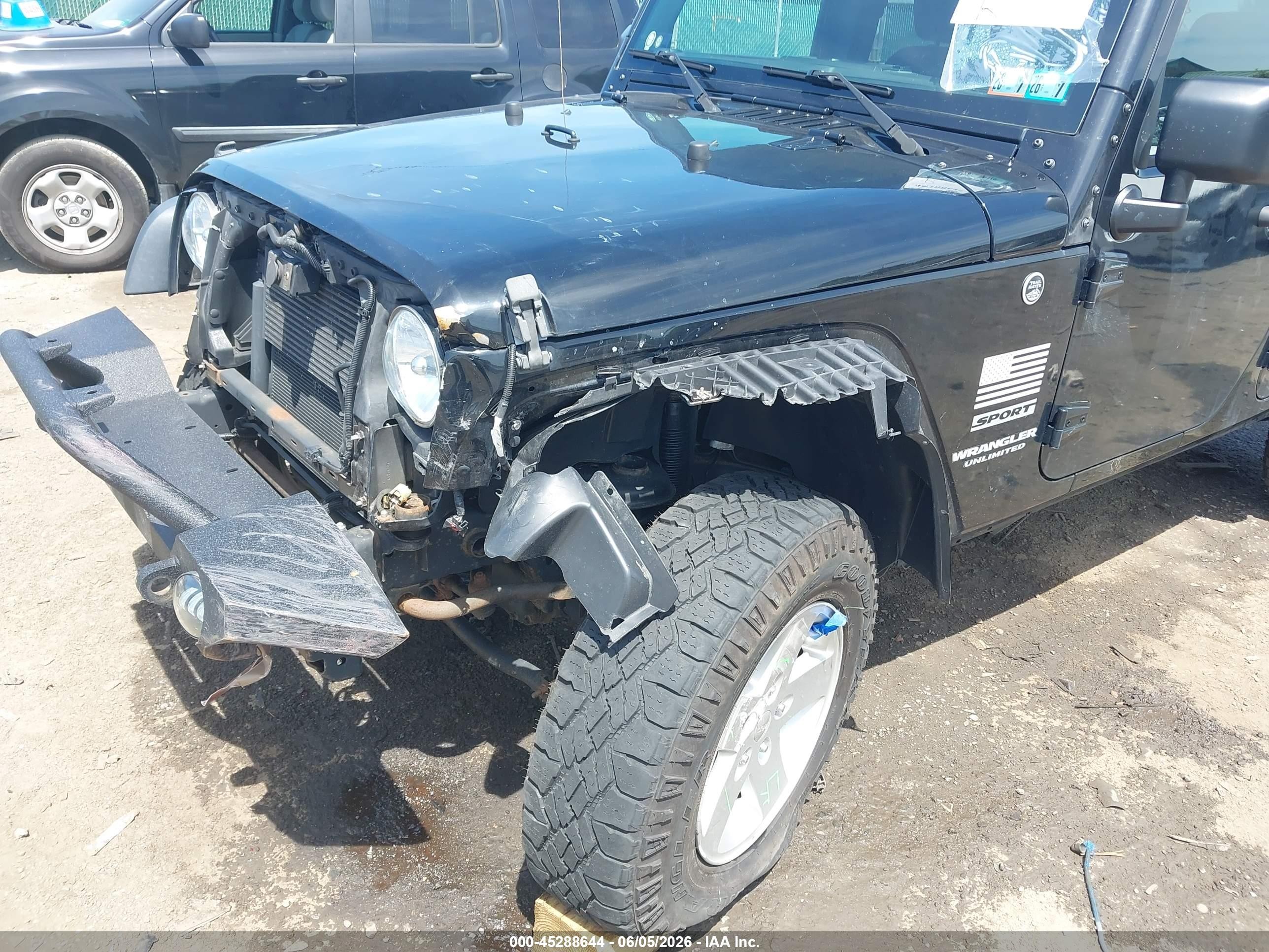 2016 Jeep Wrangler Unlimited Sport Black vin: 1C4HJWDG6GL105841