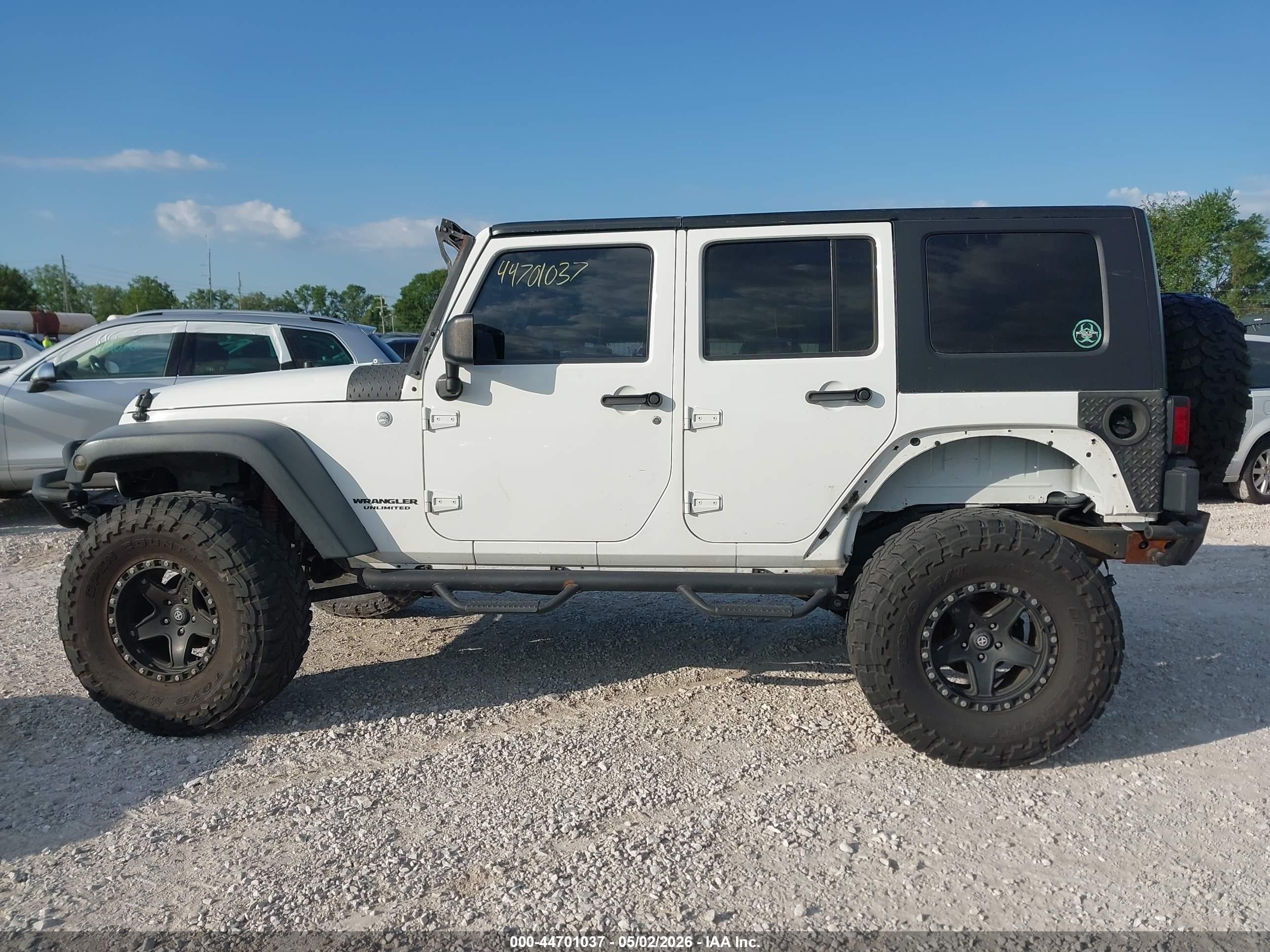 2012 Jeep Wrangler Unlimited Sport Белый vin: 1C4HJWDG7CL140799