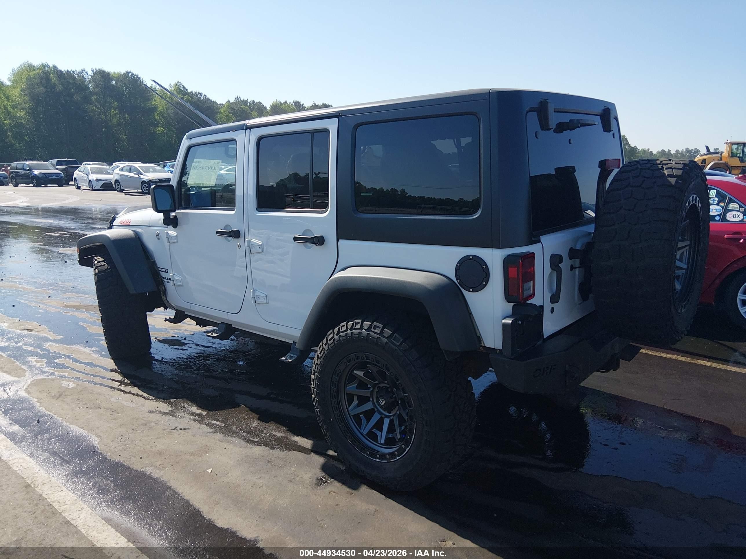 2014 Jeep Wrangler Unlimited Sport Белый vin: 1C4HJWDG7EL139672