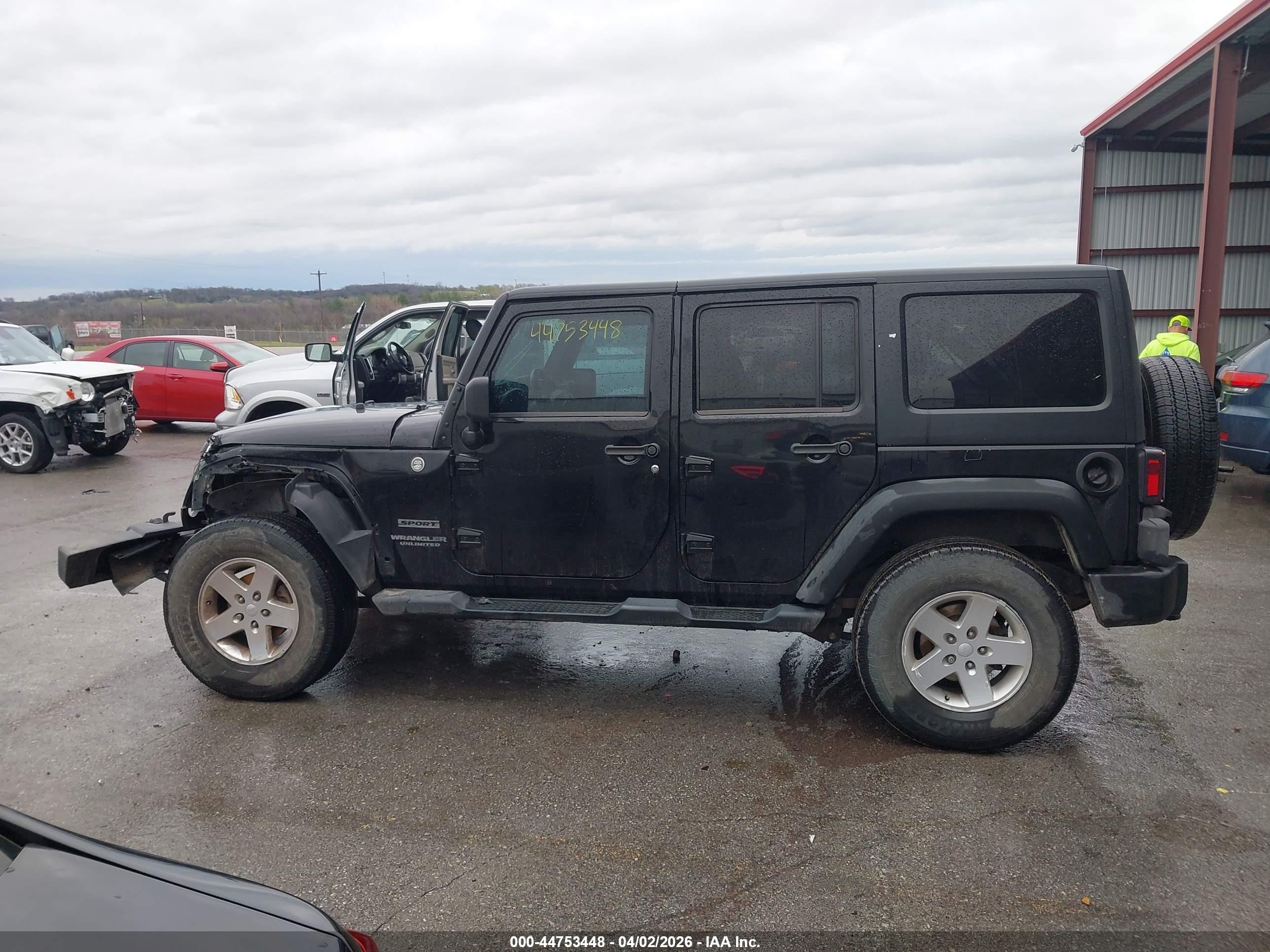 2014 Jeep Wrangler Unlimited Sport Black vin: 1C4HJWDG8EL134075
