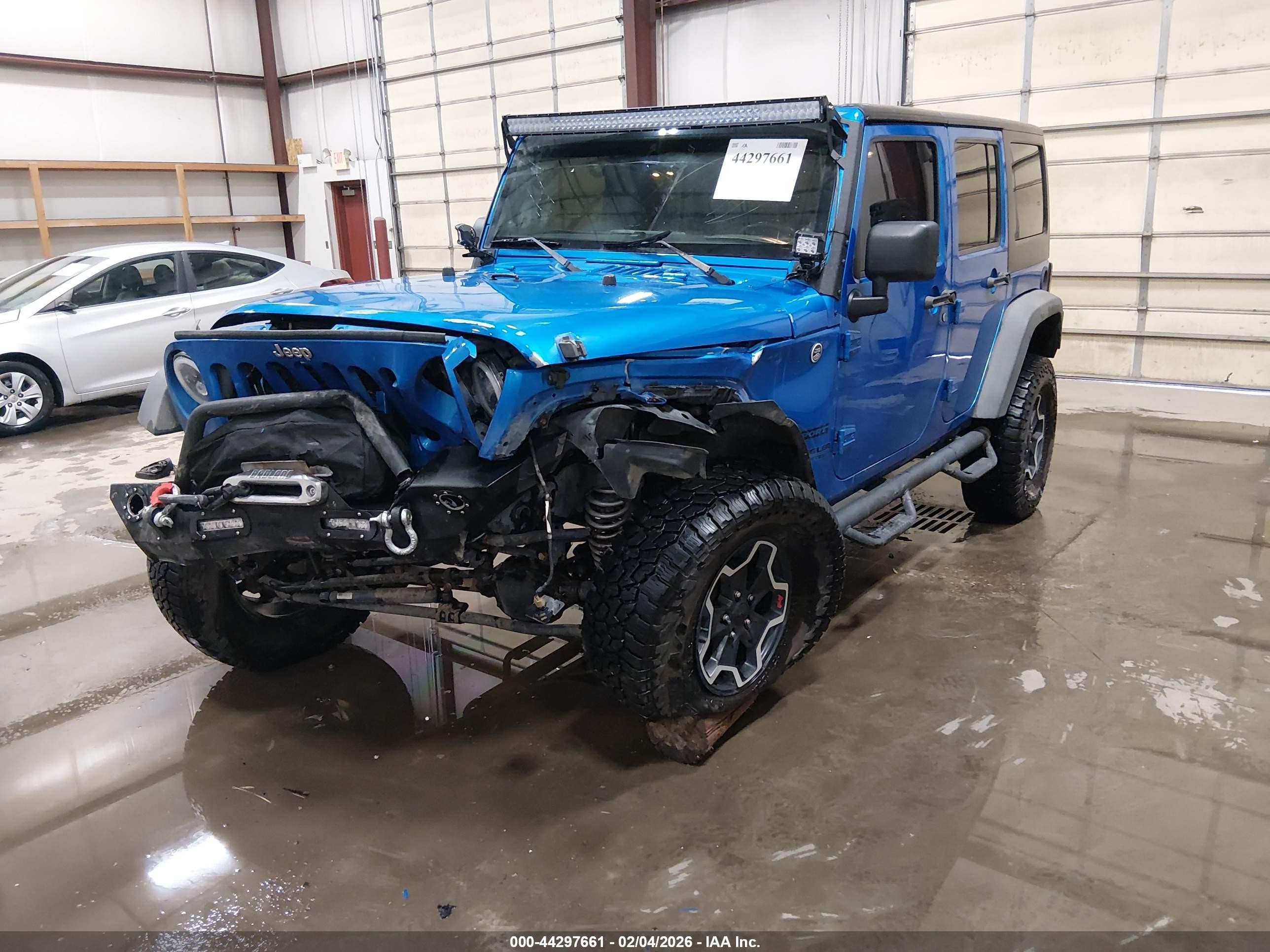 2014 Jeep Wrangler Unlimited Sport Синий vin: 1C4HJWDG8EL200141