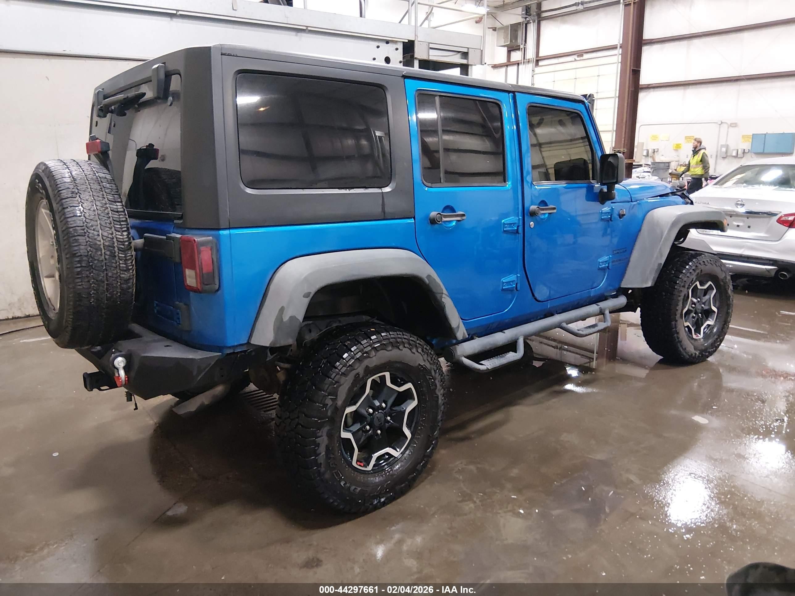 2014 Jeep Wrangler Unlimited Sport Синий vin: 1C4HJWDG8EL200141