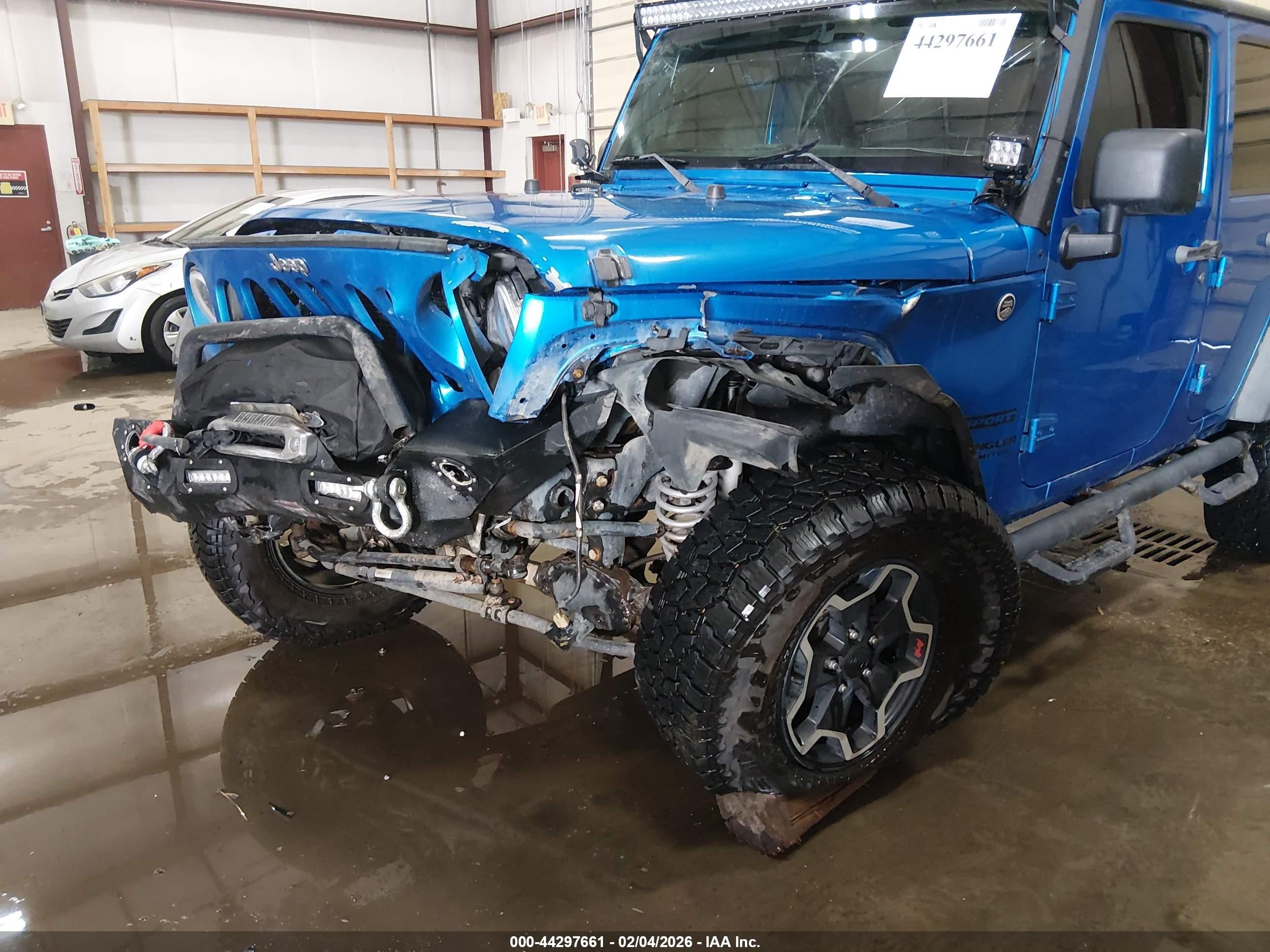 2014 Jeep Wrangler Unlimited Sport Синий vin: 1C4HJWDG8EL200141