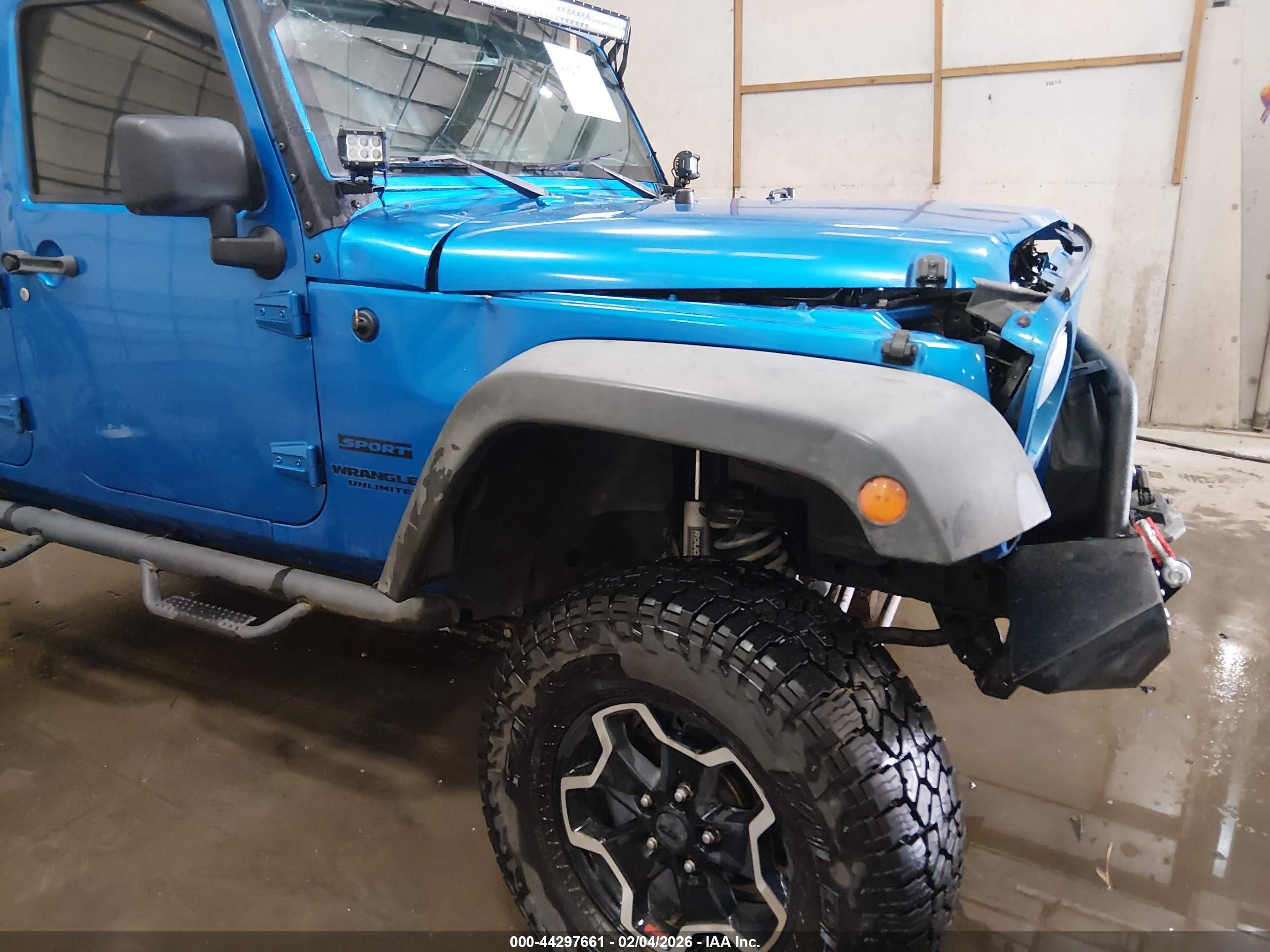 2014 Jeep Wrangler Unlimited Sport Синий vin: 1C4HJWDG8EL200141