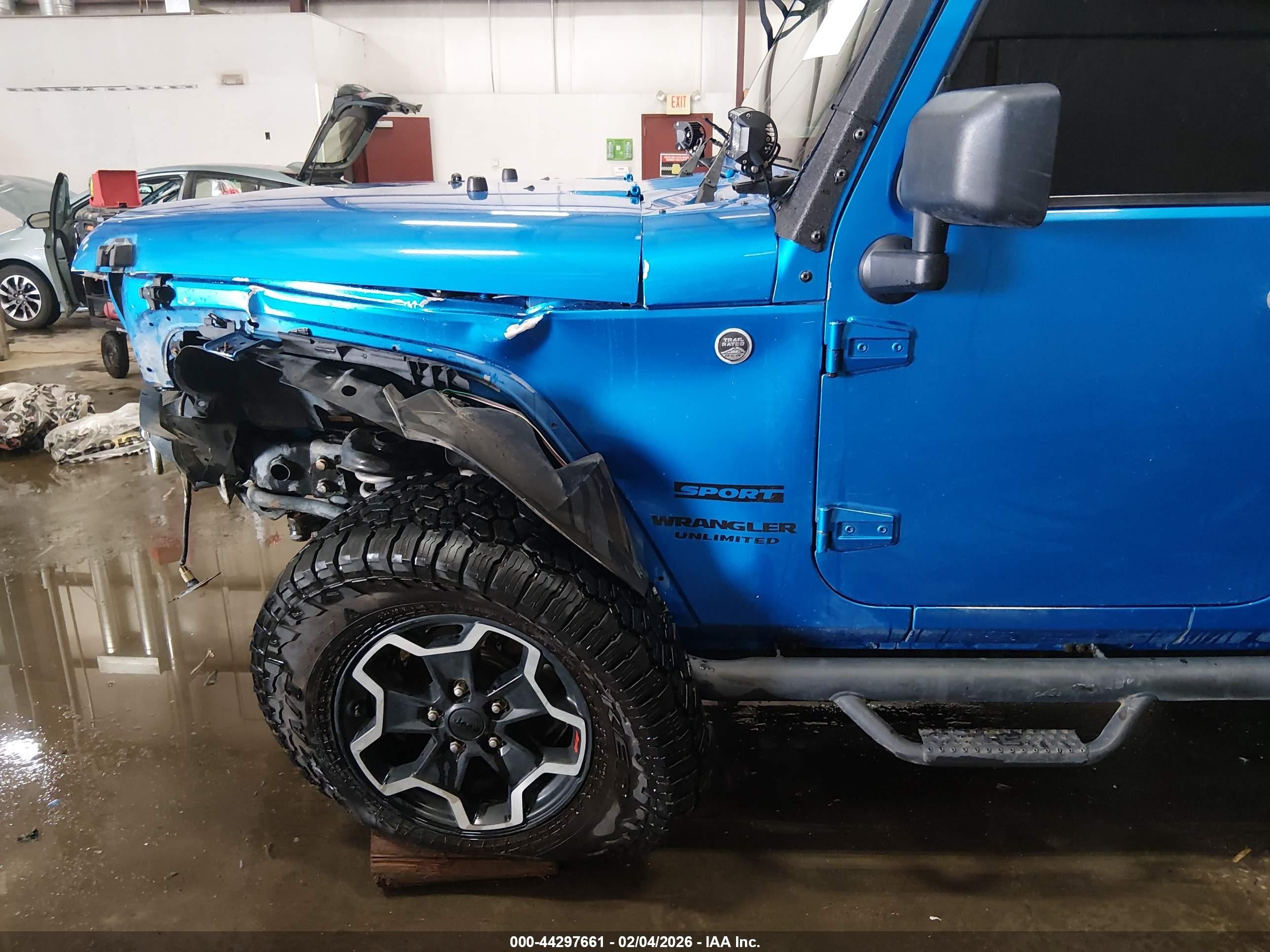 2014 Jeep Wrangler Unlimited Sport Синий vin: 1C4HJWDG8EL200141