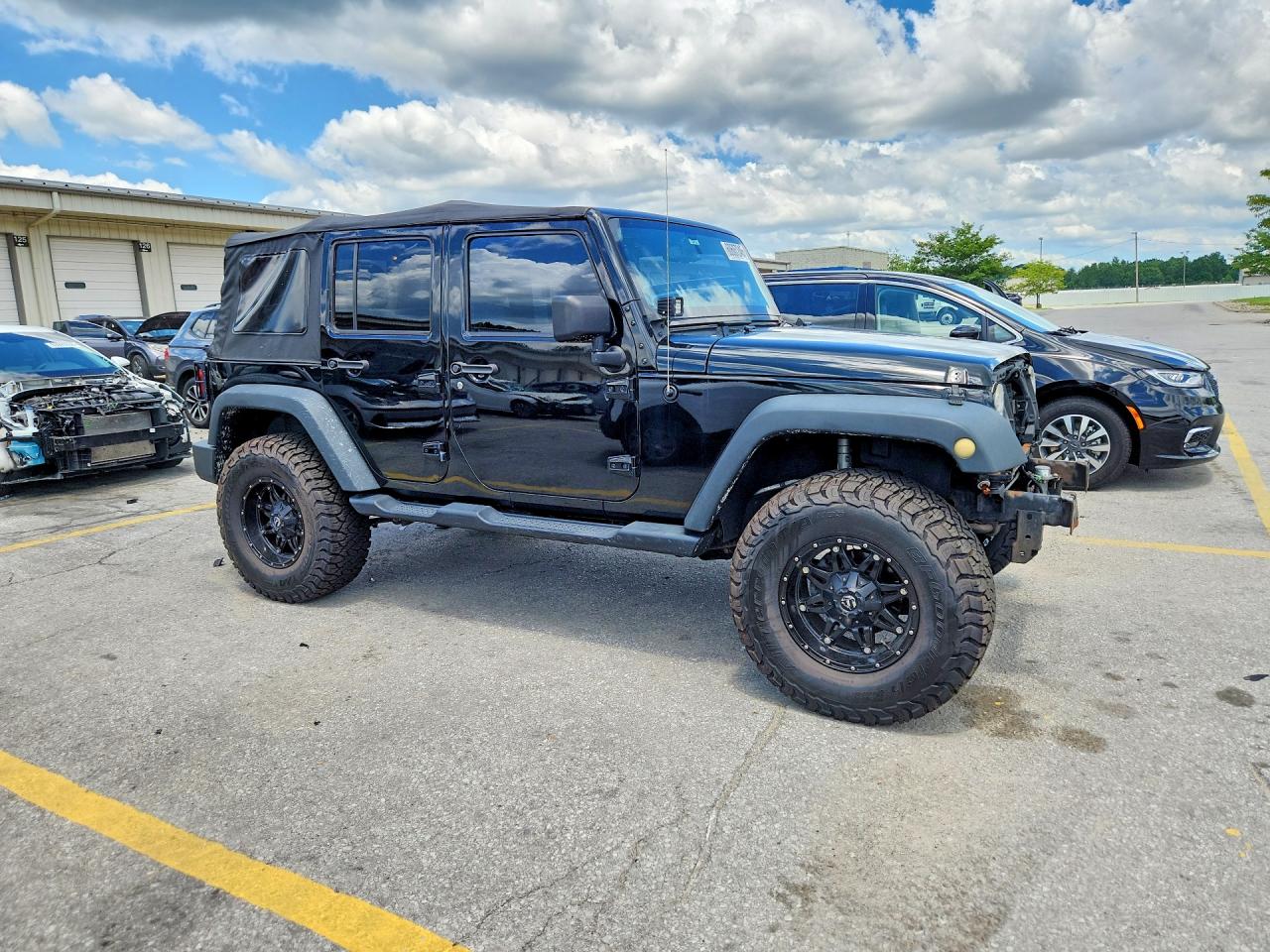 2014 Jeep Wrangler Unlimited Sport Black vin: 1C4HJWDG8EL276720