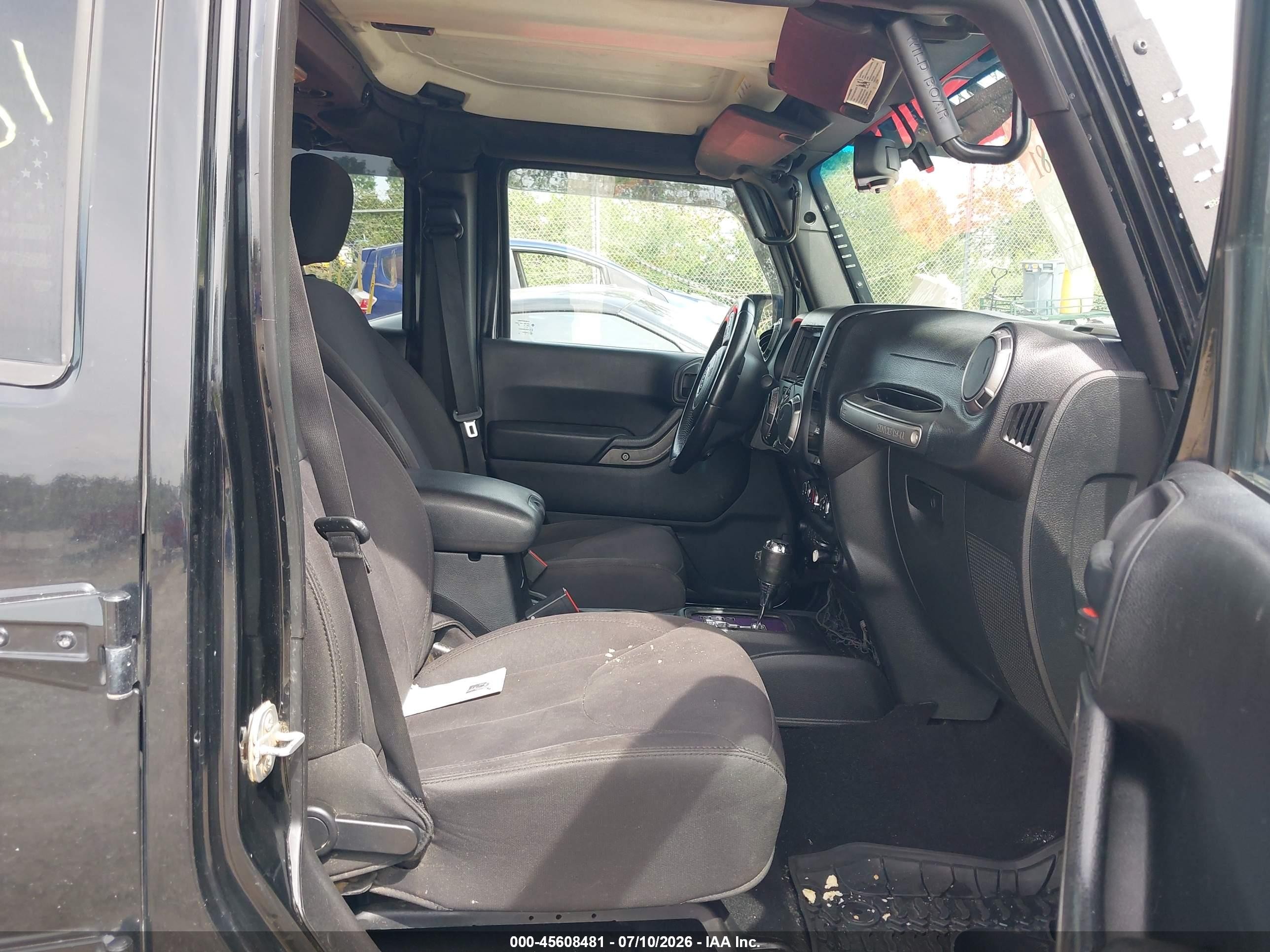 2015 Jeep Wrangler Unlimited Sport Black vin: 1C4HJWDG8FL601870