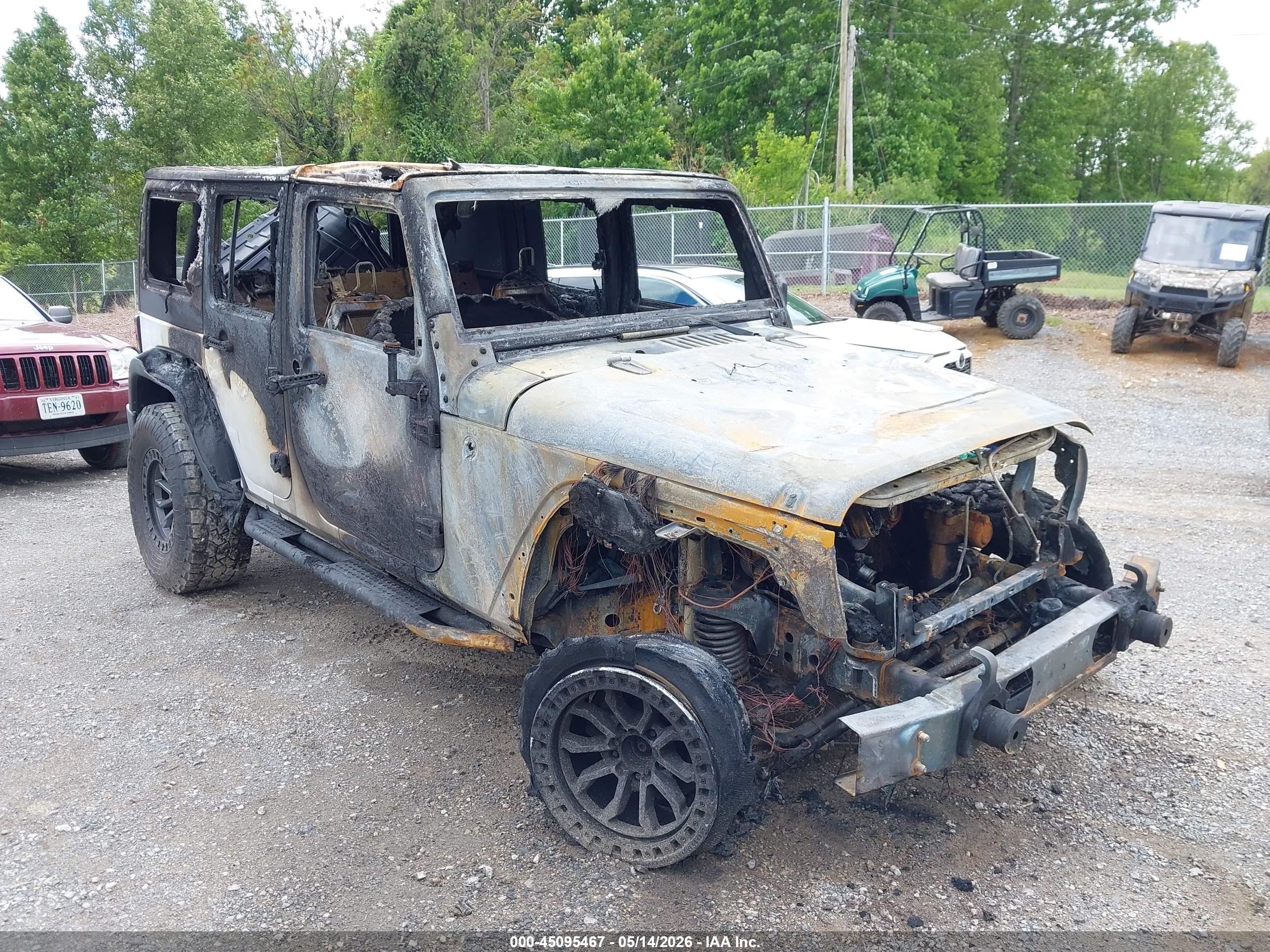 2018 Jeep Wrangler Jk Unlimited Sport S 4x4 White vin: 1C4HJWDG8JL920355