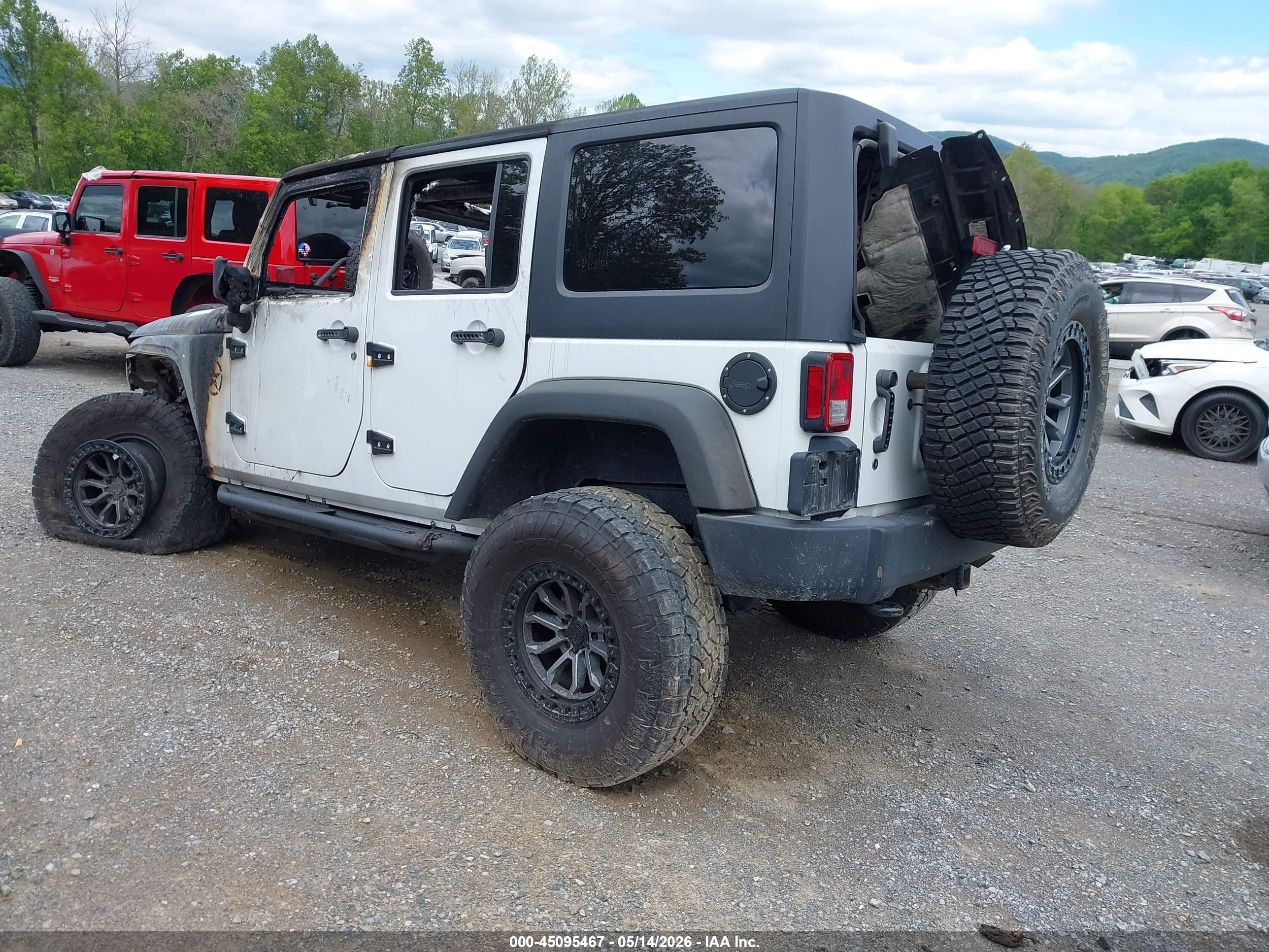 2018 Jeep Wrangler Jk Unlimited Sport S 4x4 White vin: 1C4HJWDG8JL920355