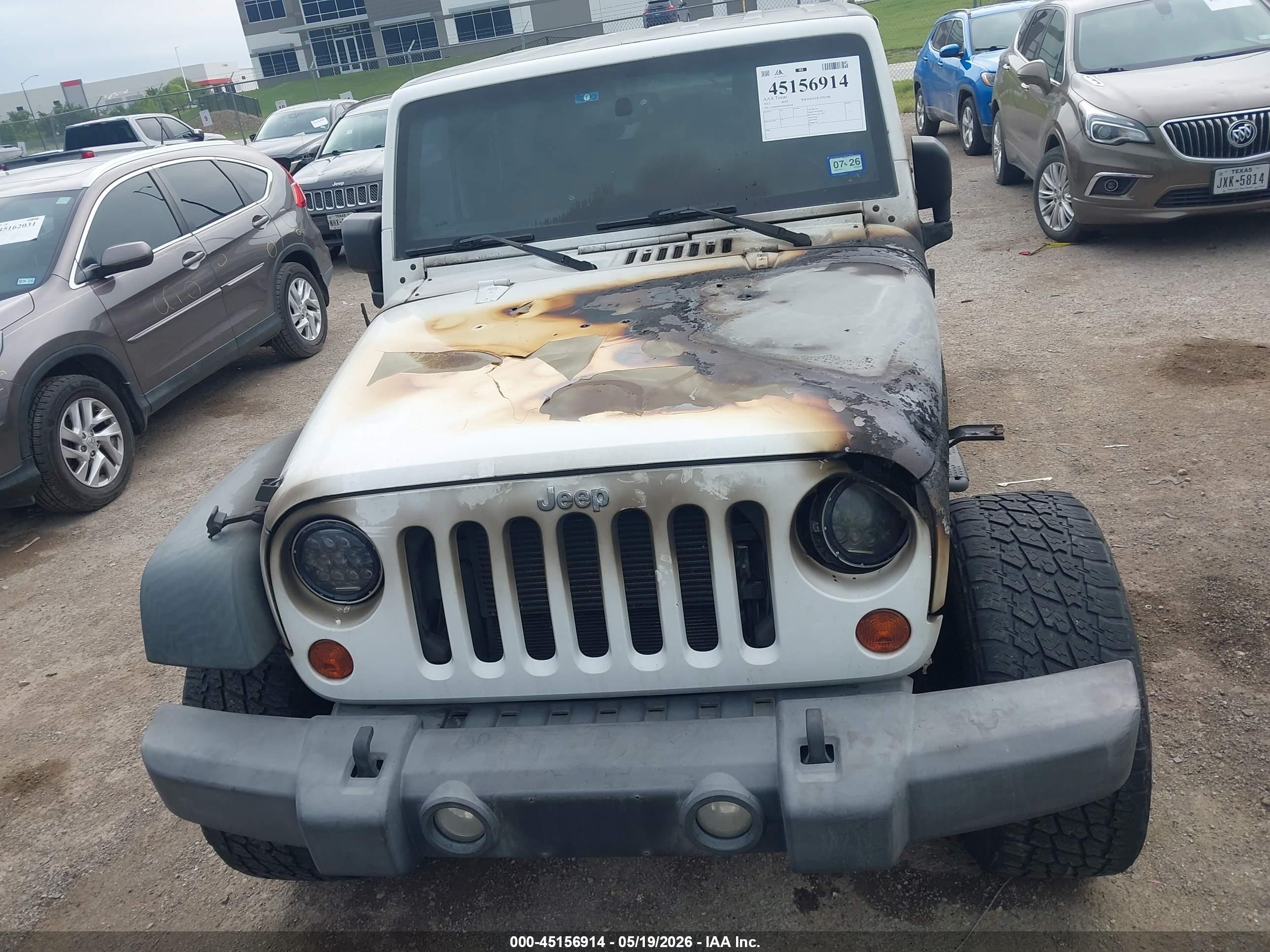 2013 Jeep Wrangler Unlimited Sport White vin: 1C4HJWDG9DL660018