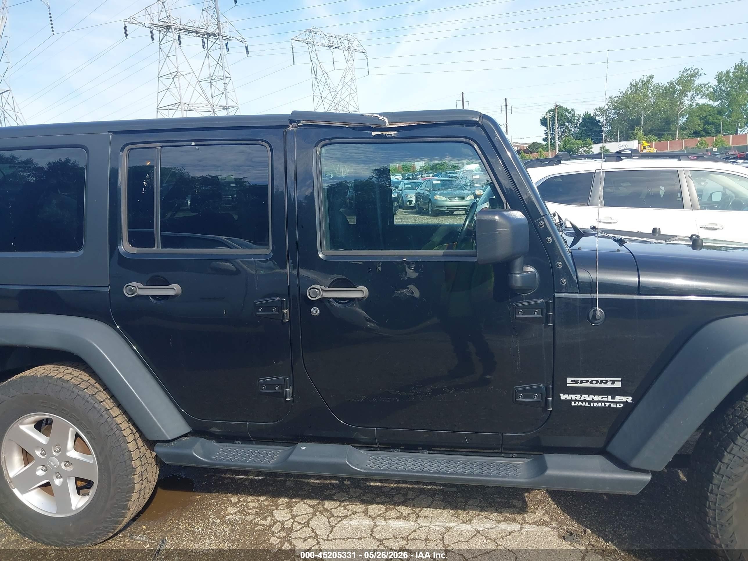 2015 Jeep Wrangler Unlimited Sport Черный vin: 1C4HJWDG9FL518643