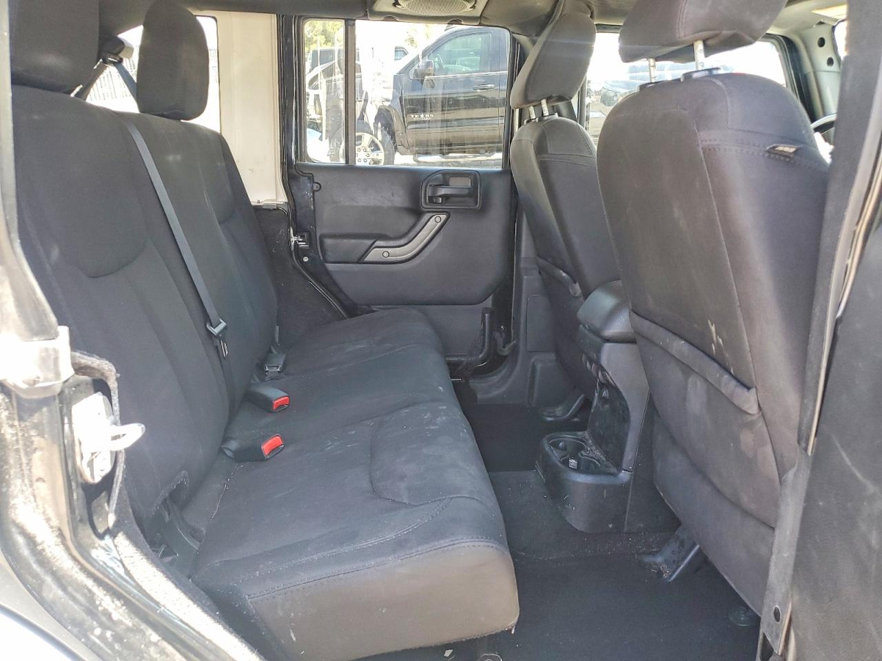2014 Jeep Wrangler Unlimited Sport Black vin: 1C4HJWDGXEL220861