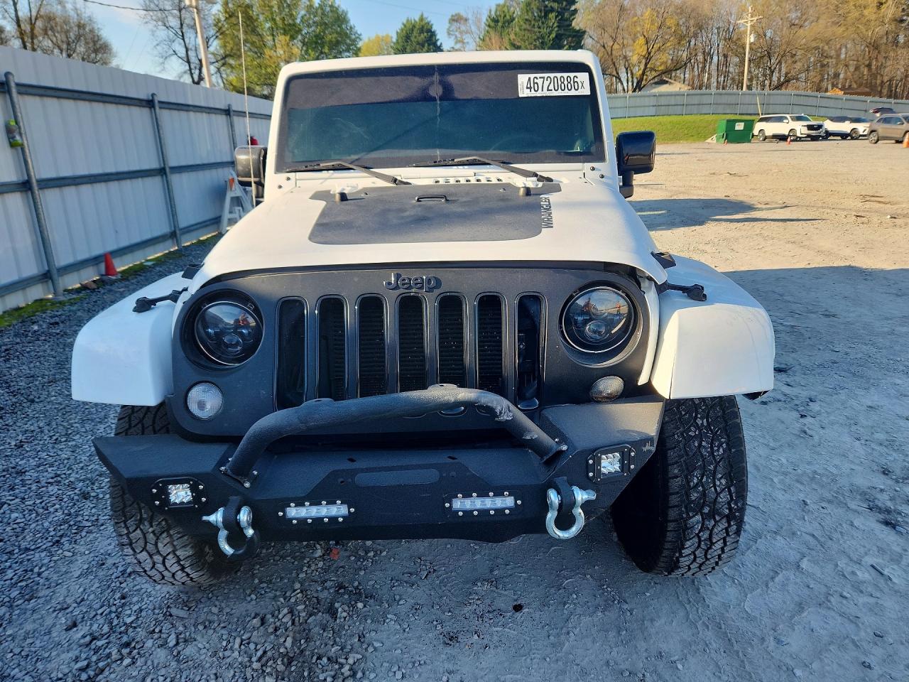 2014 Jeep Wrangler Unlimited White vin: 1C4HJWEC5EL266144