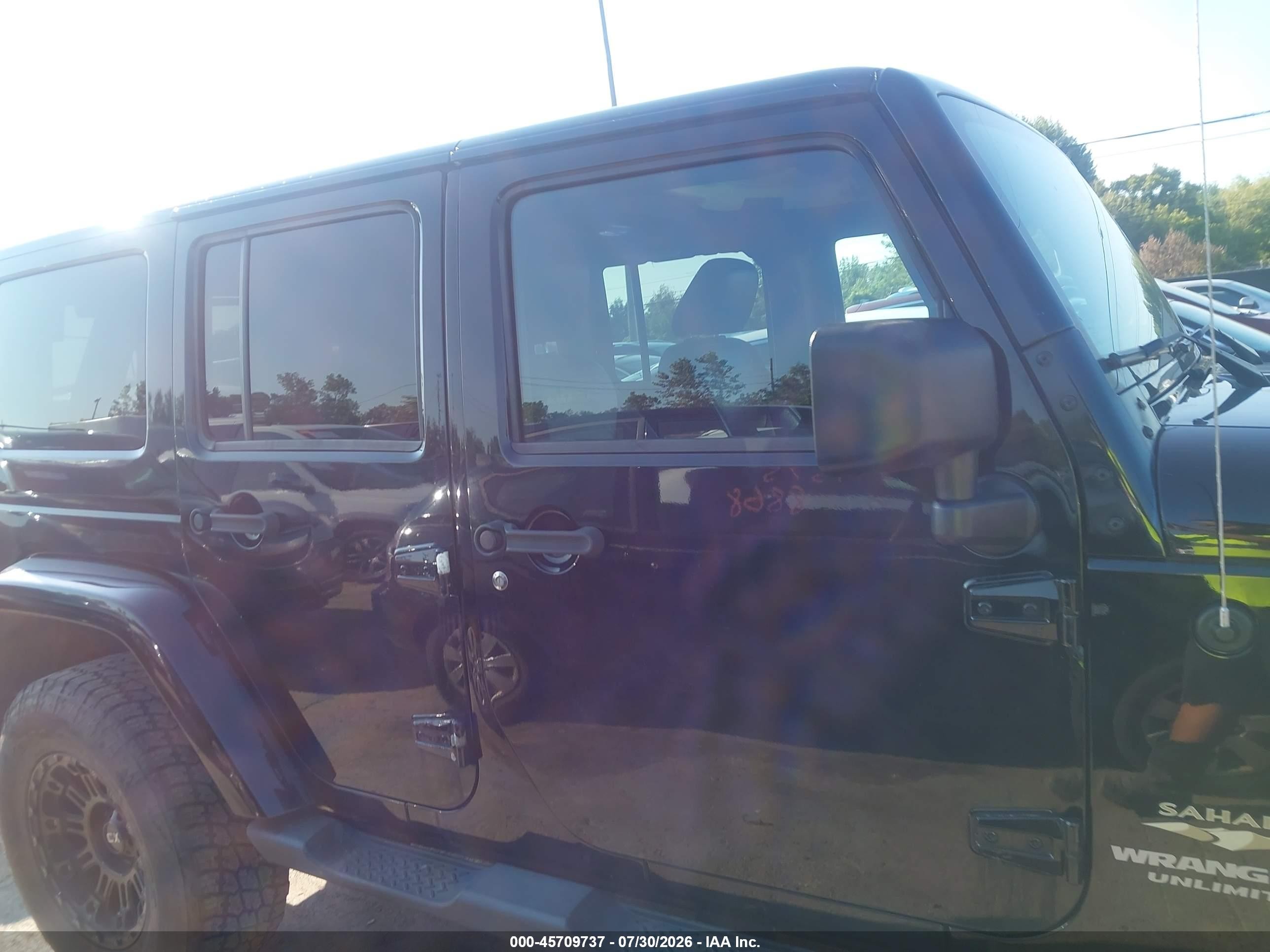 2013 Jeep Wrangler Unlimited Sahara Black vin: 1C4HJWEG0DL574613
