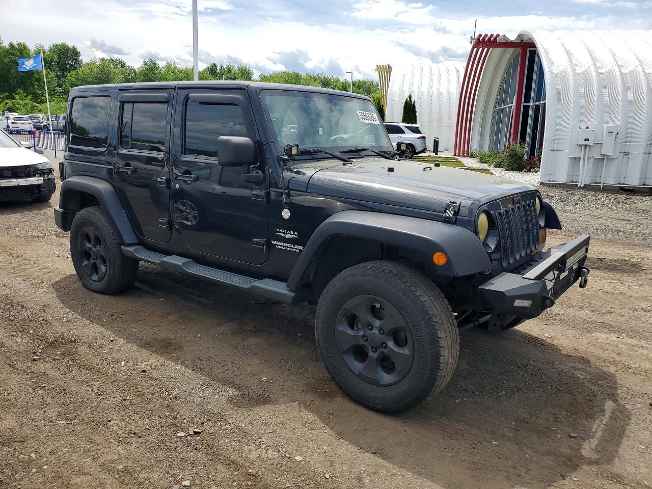 2013 Jeep Wrangler Unlimited Sahara Black vin: 1C4HJWEG0DL625852
