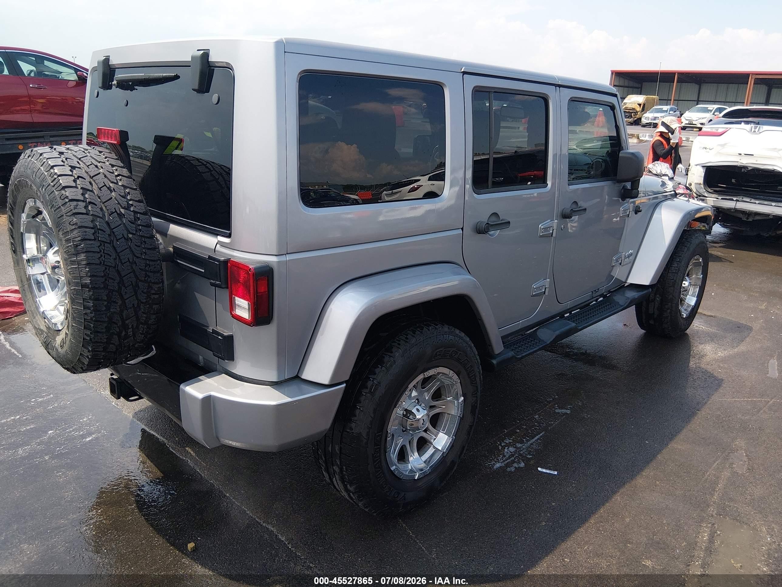 2014 Jeep Wrangler Unlimited Polar Edition Gray vin: 1C4HJWEG0EL203033